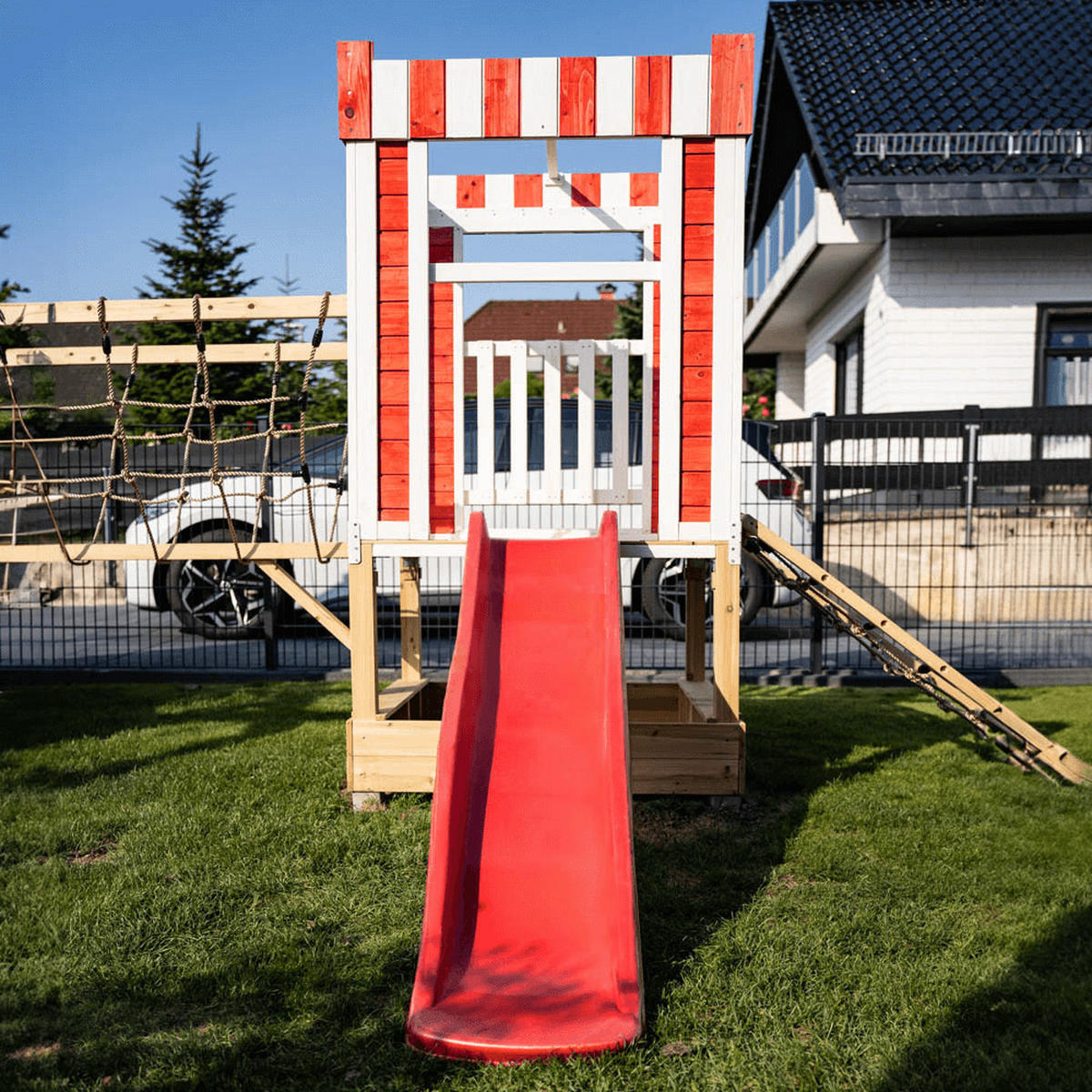 SPIELPARK WUNDERLAND - Rot, inkl. Rutsche - Rot, Holz (555/215/340cm) - Home Deluxe