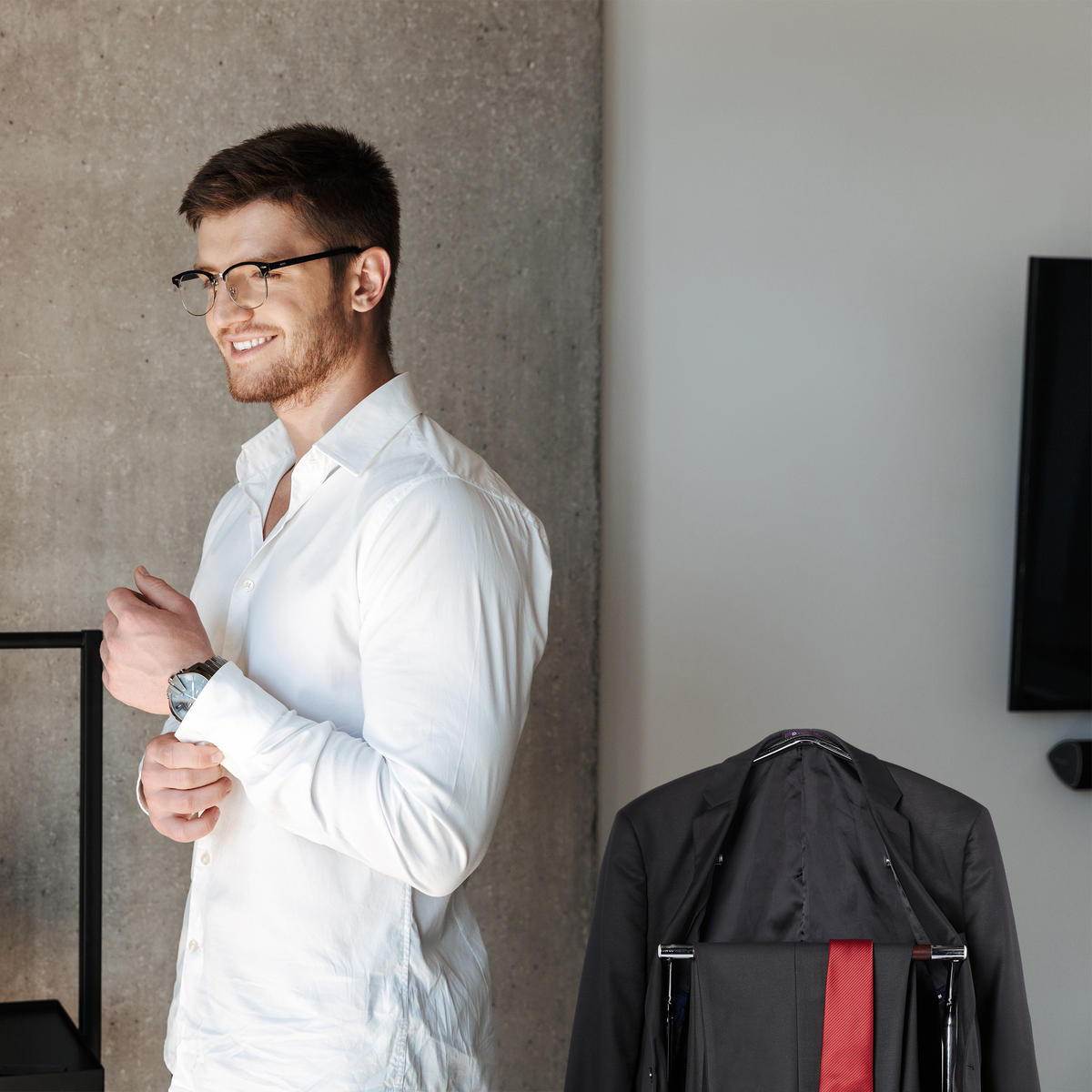 HERRENDIENER - Silberfarben, Holz/Metall (46/110/19cm) - Relaxdays