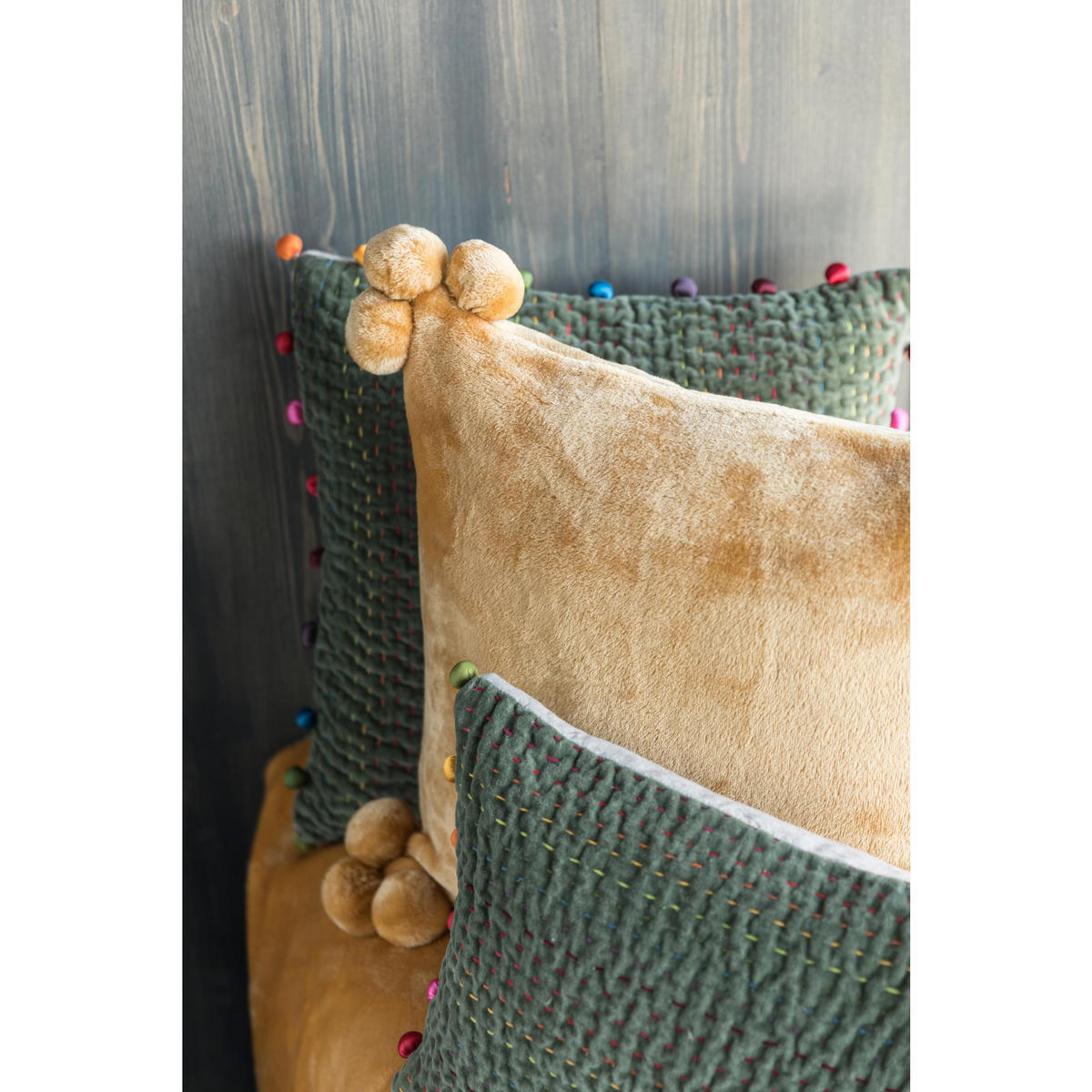 KISSEN Tender Pompons ocker 45 x 45 cm - Hellbraun, Textil (45/45cm) - Vivaraise