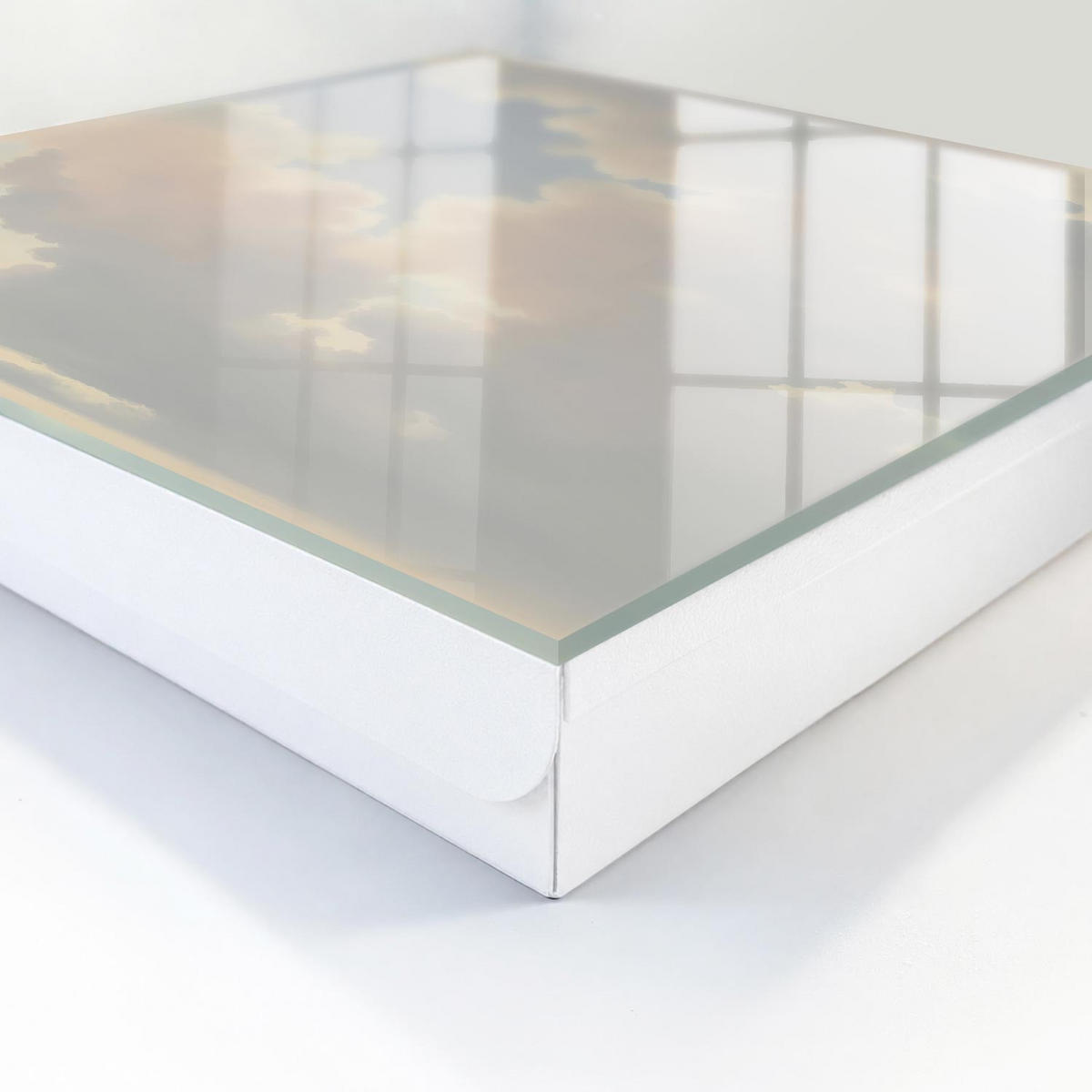 SCHLÜSSELBOX Weiß 30x30 cm – Türöffnung nach rechts - Wolken am Himmel - Beige, Metall (30/30/5cm) - TULUP