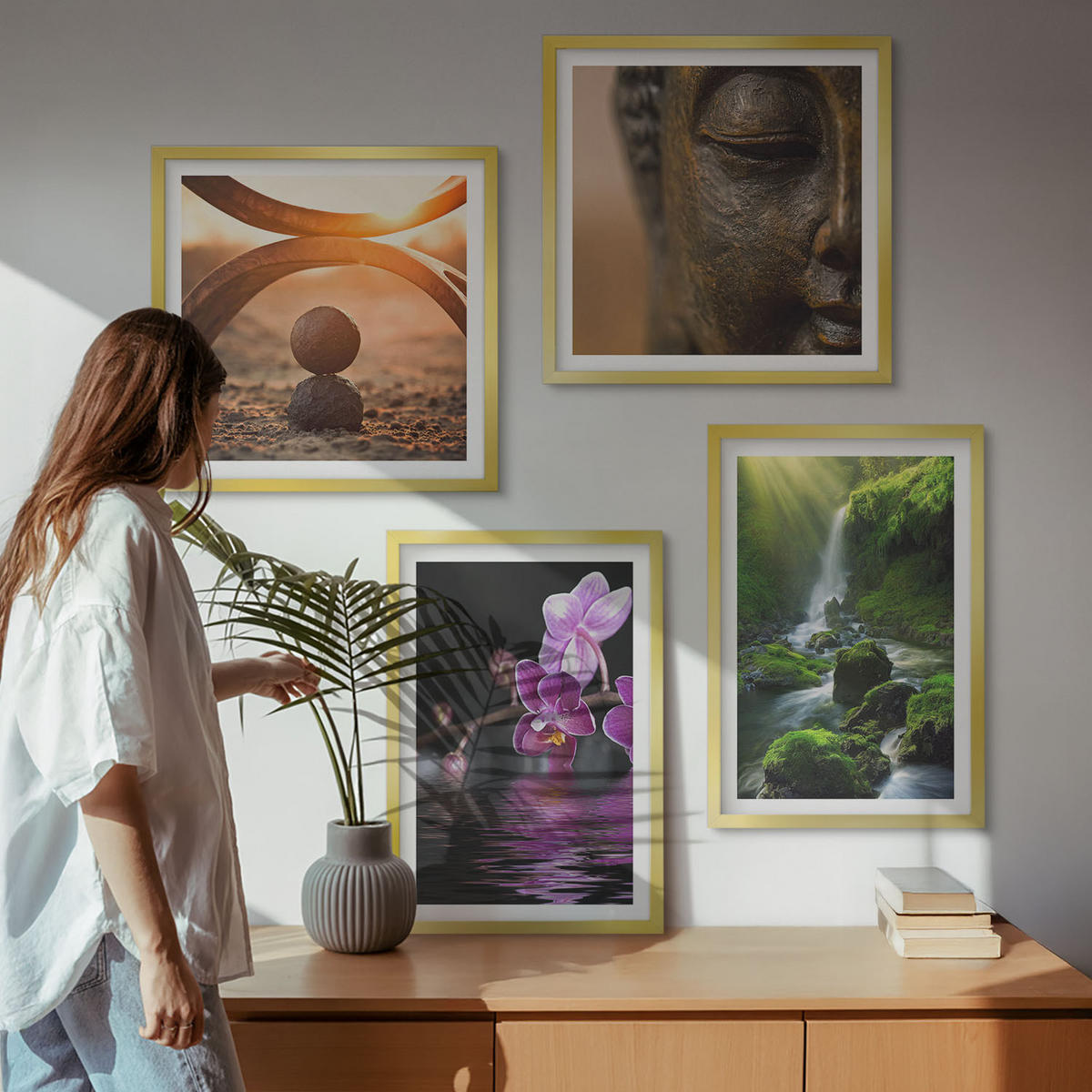 BILDER SET 4er Set - 50x50 cm & 40x60 cm Goldrahmen - Blumen im Wasser des Buddha-Wasserfalls - Goldfarben, Kunststoff (50/50cm) - TULUP