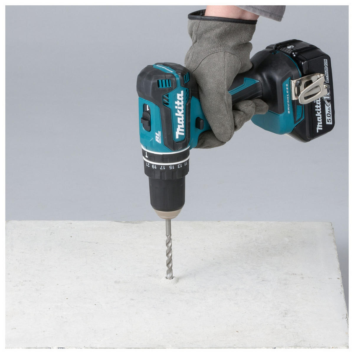 AKKU-SCHLAGBOHRSCHRAUBER, 18 V, solo - Türkis, Kunststoff (200/90/225cm) - Makita