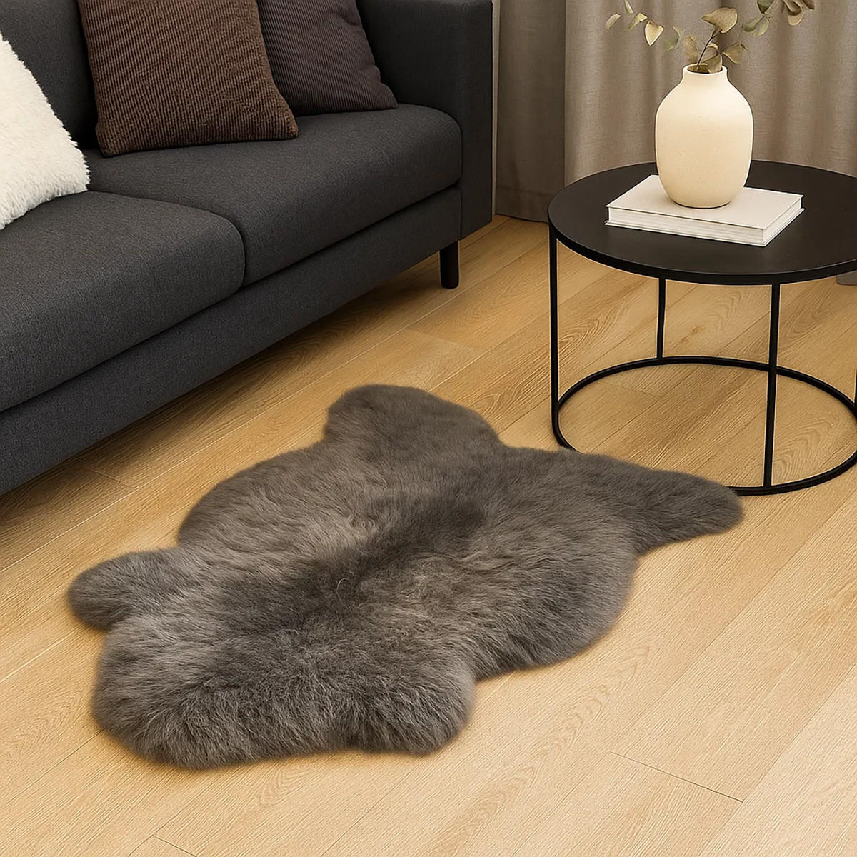 SCHAFFELL Lammfell Dunkelgrau, ca. 130 cm - Dunkelgrau/Grau, Fell (80/130cm) - Provellus