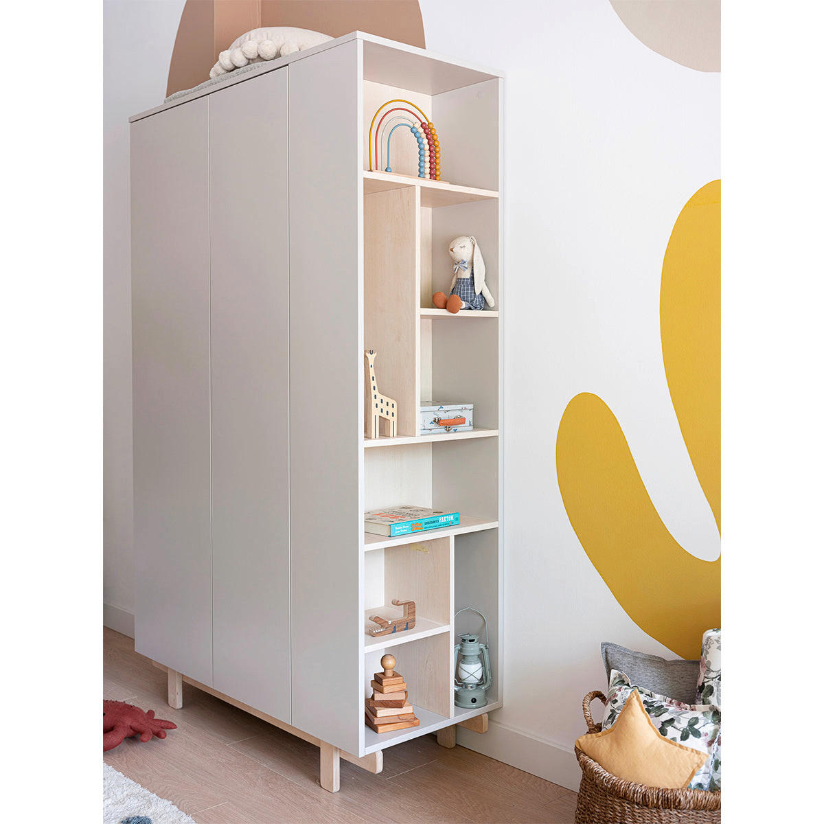 OMARA 2 vrati Romy Bež - bež, leseni material (115/190/50cm) - Petits-meubles