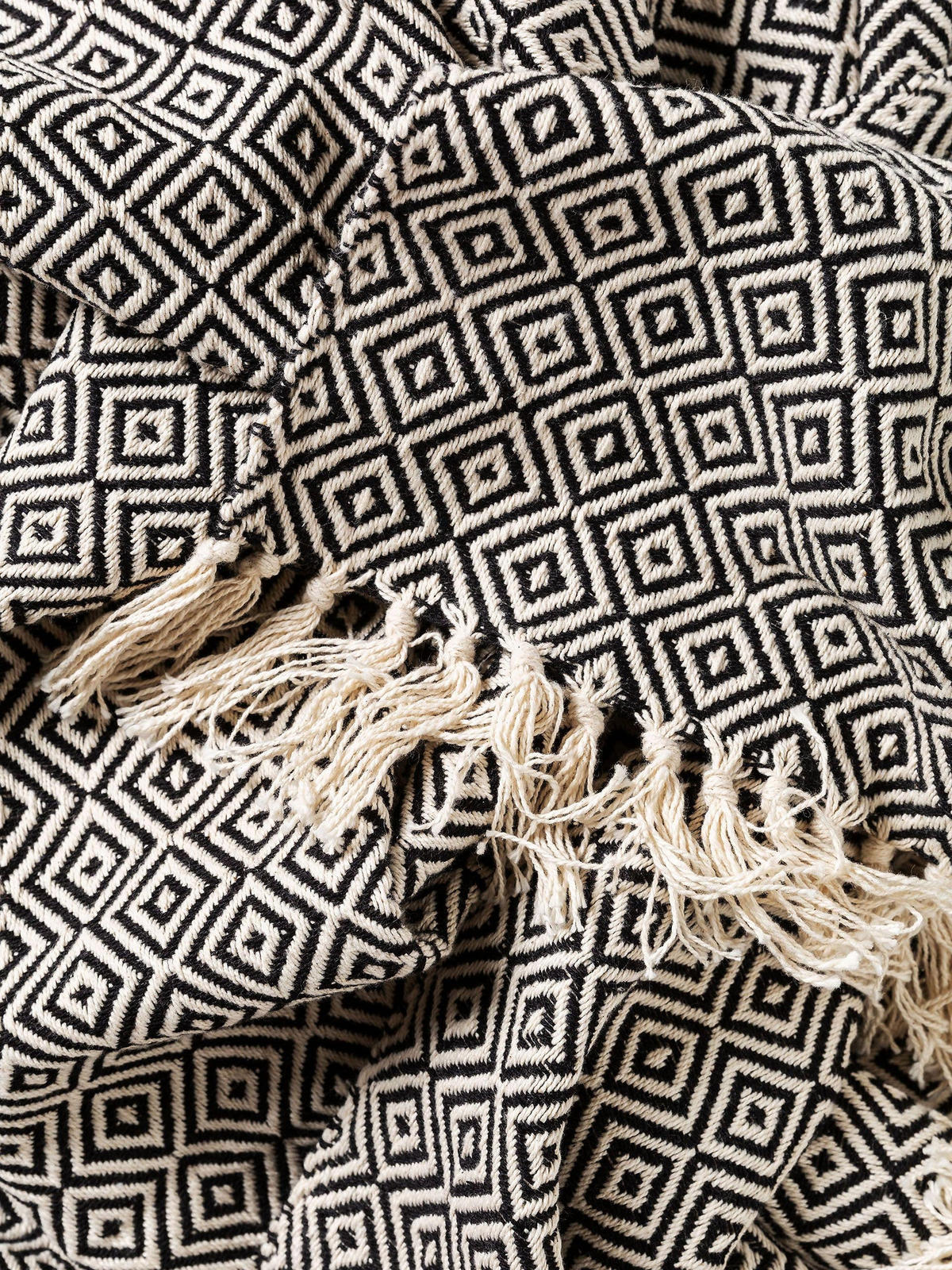 BAUMWOLLDECKE Jasmin Schwarz 125x150 cm - Schwarz, Textil (125/150cm) - benuta Nest
