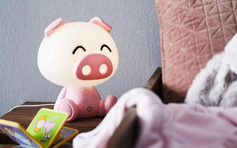 Kinderzimmerleuchte Schwein in rosa