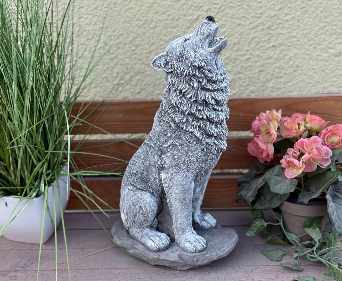 STEINFIGUR Wolf, frostfest, massiv - Grau, Stein (18/41/23cm) - stoneandstyle