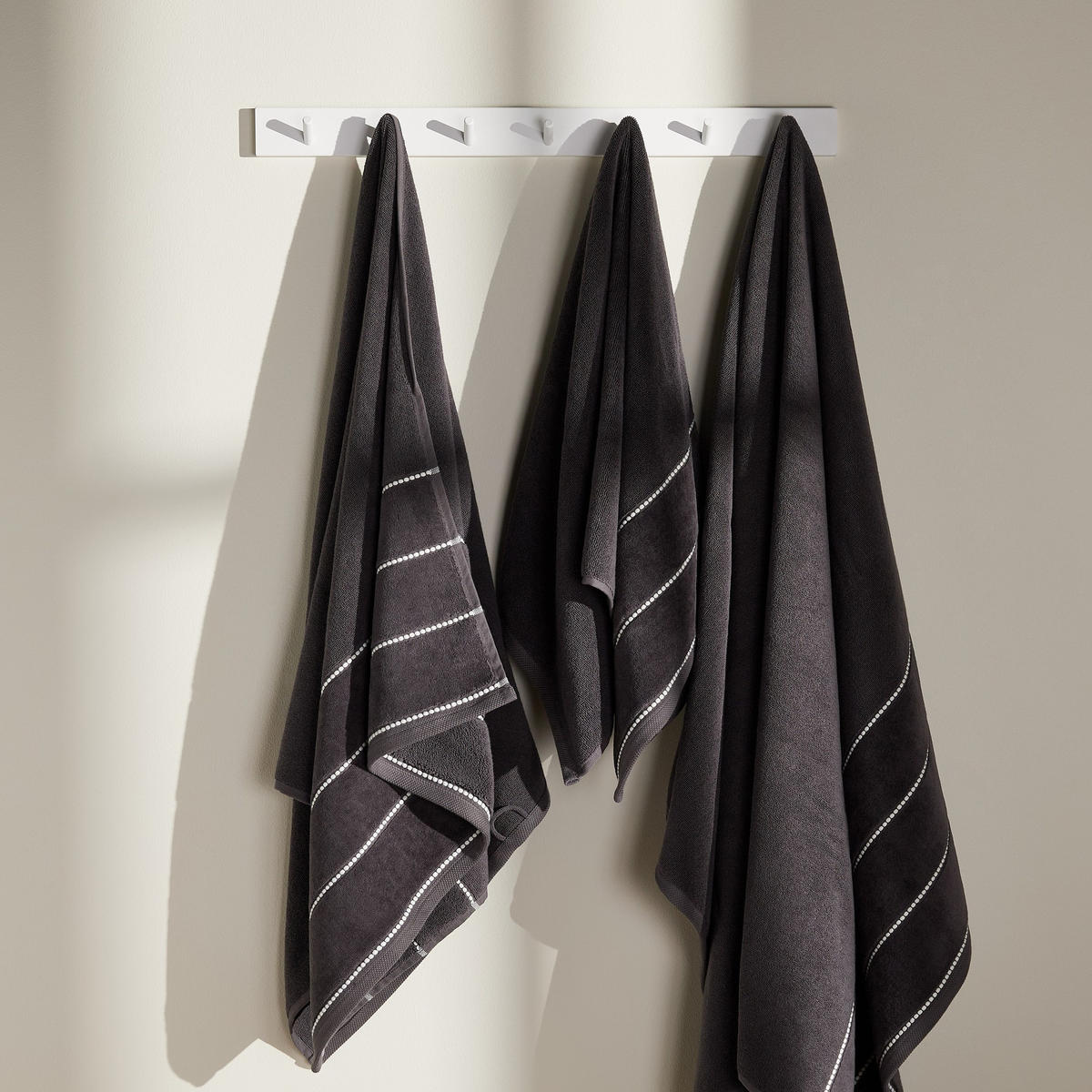 HANDTUCH Velly - Dunkelgrau, Textil (50/90cm) - home&you