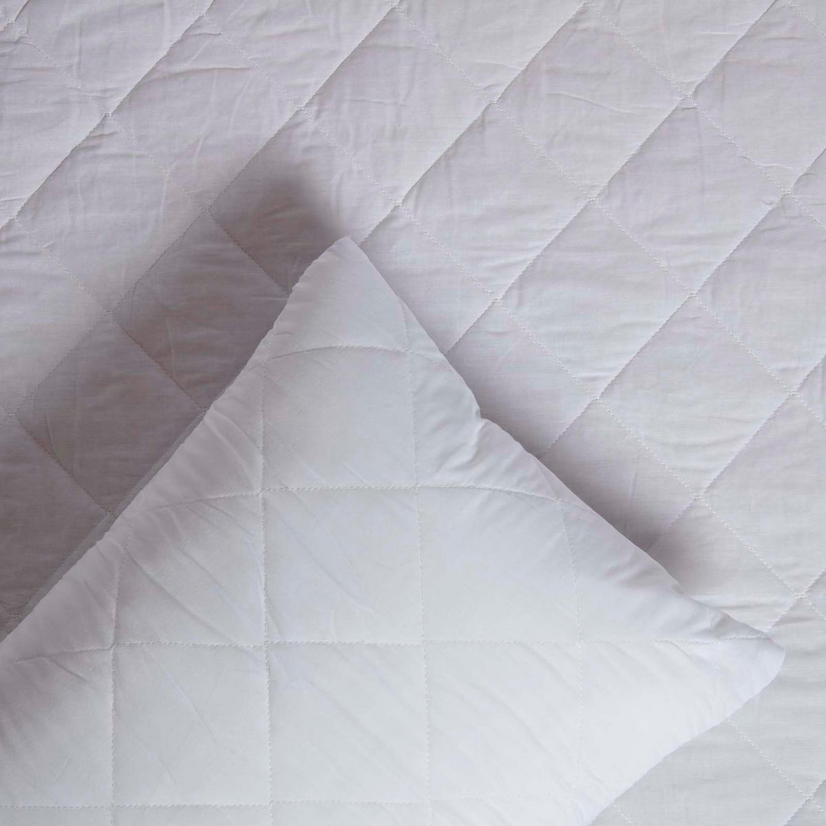 MATRATZENSCHONER wasserdicht & gepolstert, 160/200 cm - Weiß, Textil (160/200cm) - Homescapes