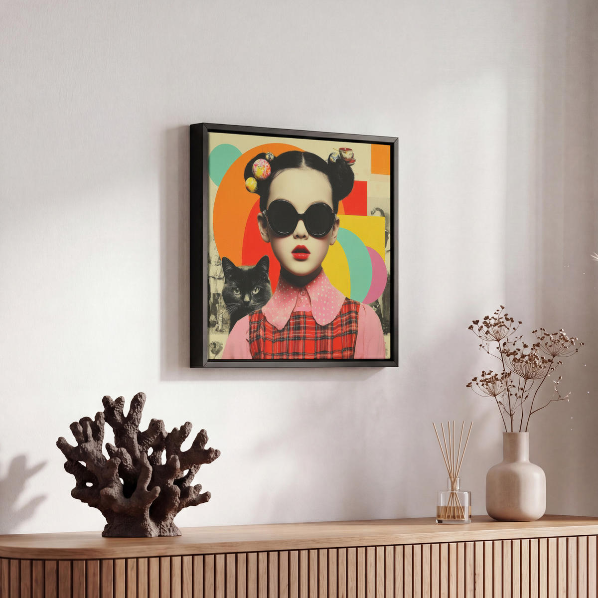 LEINWAND Bilder mit Rahmen - Mädchen - Sonnenbrille - Katze - Retro - 20x20 - Beige, Textil (20/20cm) - MuchoWow