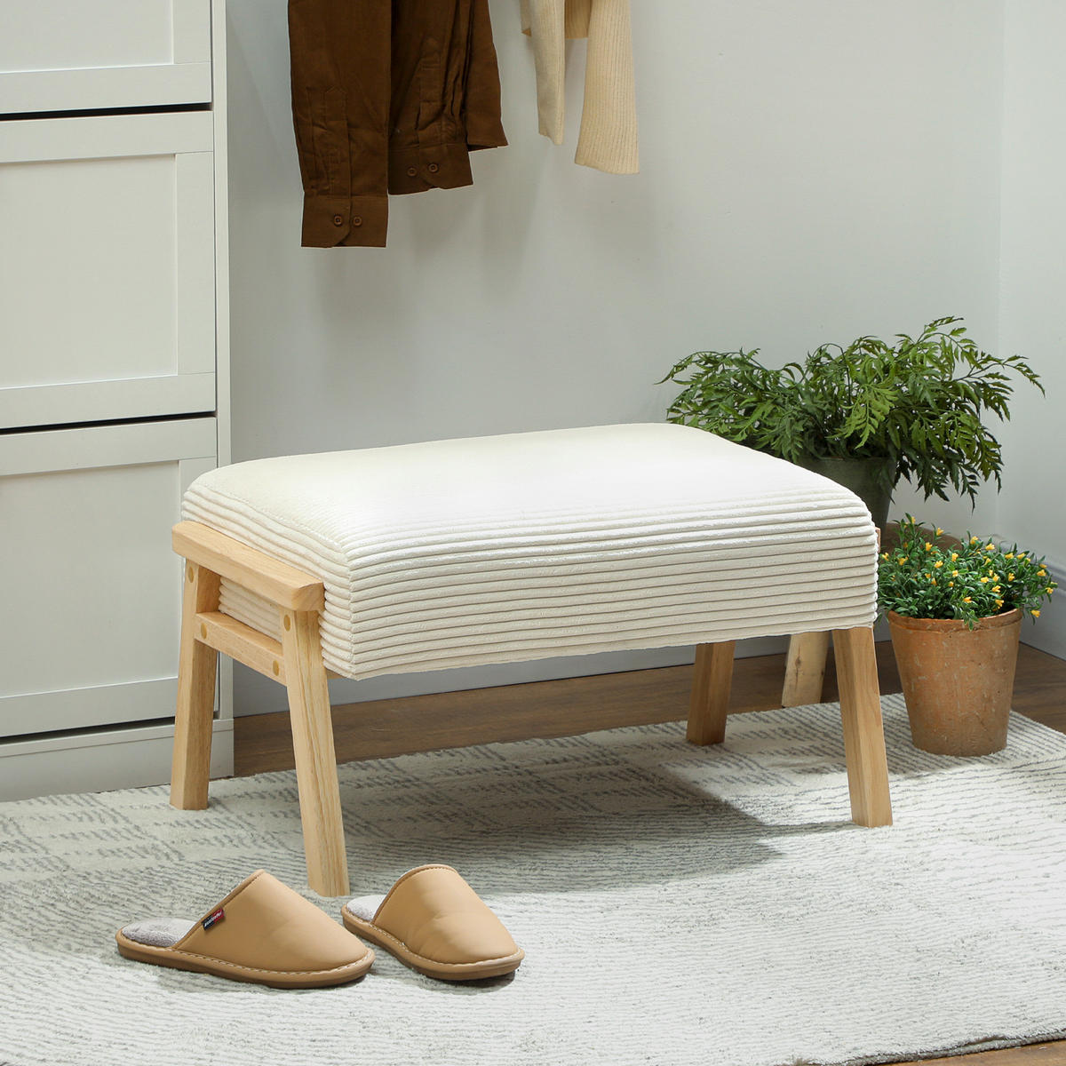 SITZHOCKER Hocker mit weichem Sitzkissen Holzbeinen Fußhocker mit Cordoptik - Creme/Naturfarben, Holz/Textil (46/40/70cm) - HOMCOM