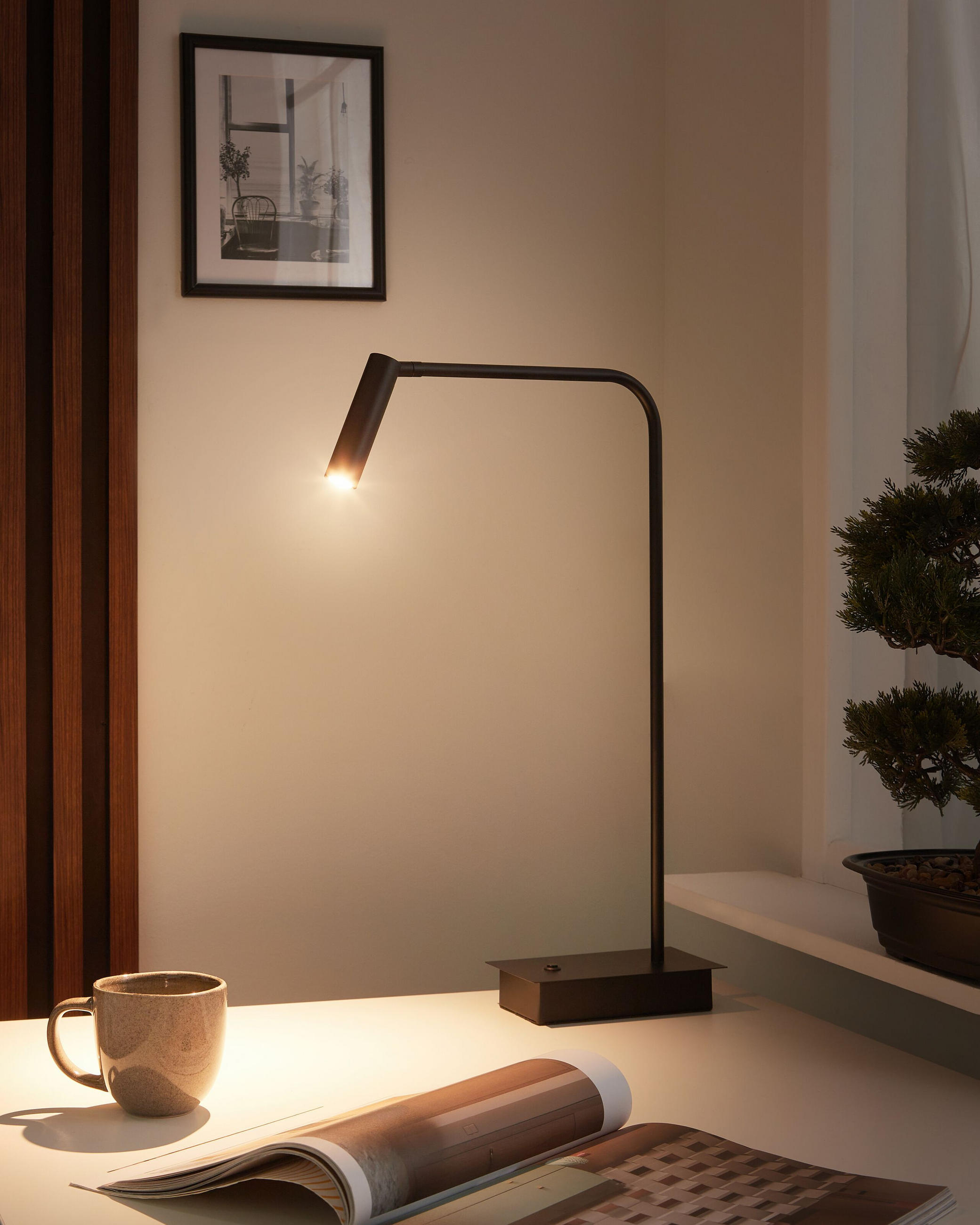 LED SCHREIBTISCHLAMPE Schwarz Lawson - Schwarz, Metall (10/27/55cm) - Beliani