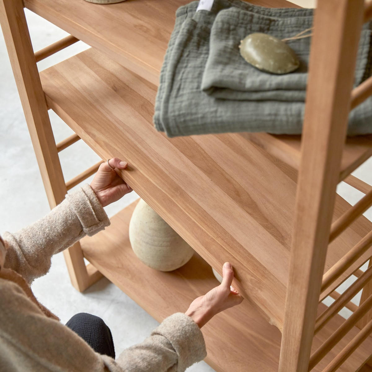 HOCHSCHRANK Sera Natur aus Teak - Naturfarben, Holz (80/180/40cm) - Tikamoon