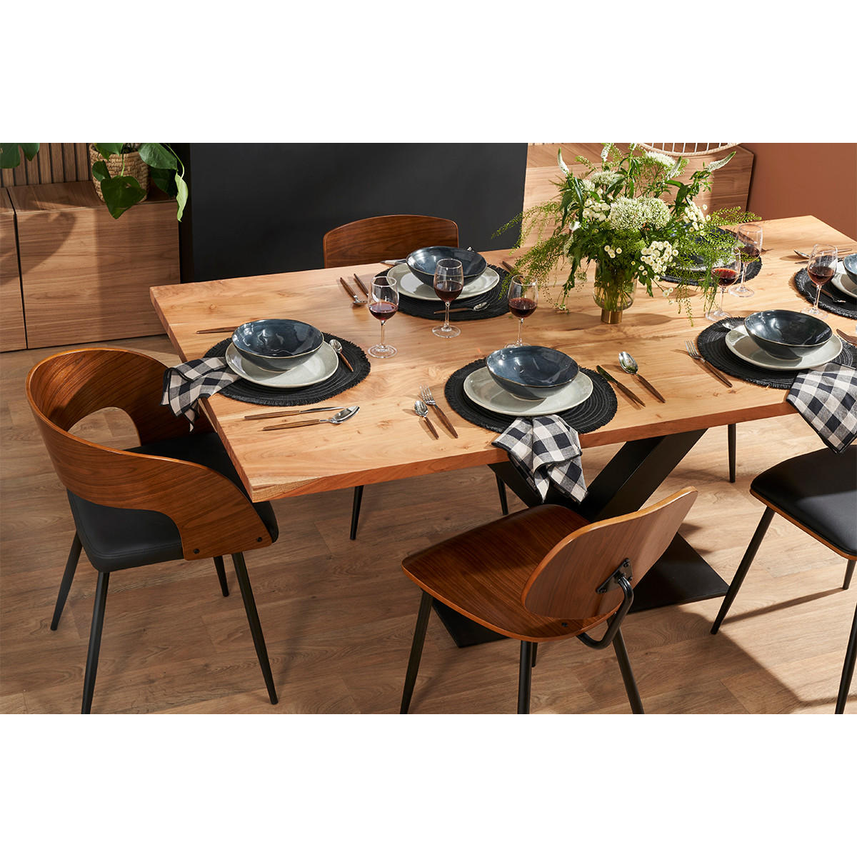 ESSTISCH Rechteckig Industrial Massiv Akazienholz Schwarz Metall L200 cm VALLEY - Naturfarben, Holz (200/100/76cm) - Miliboo