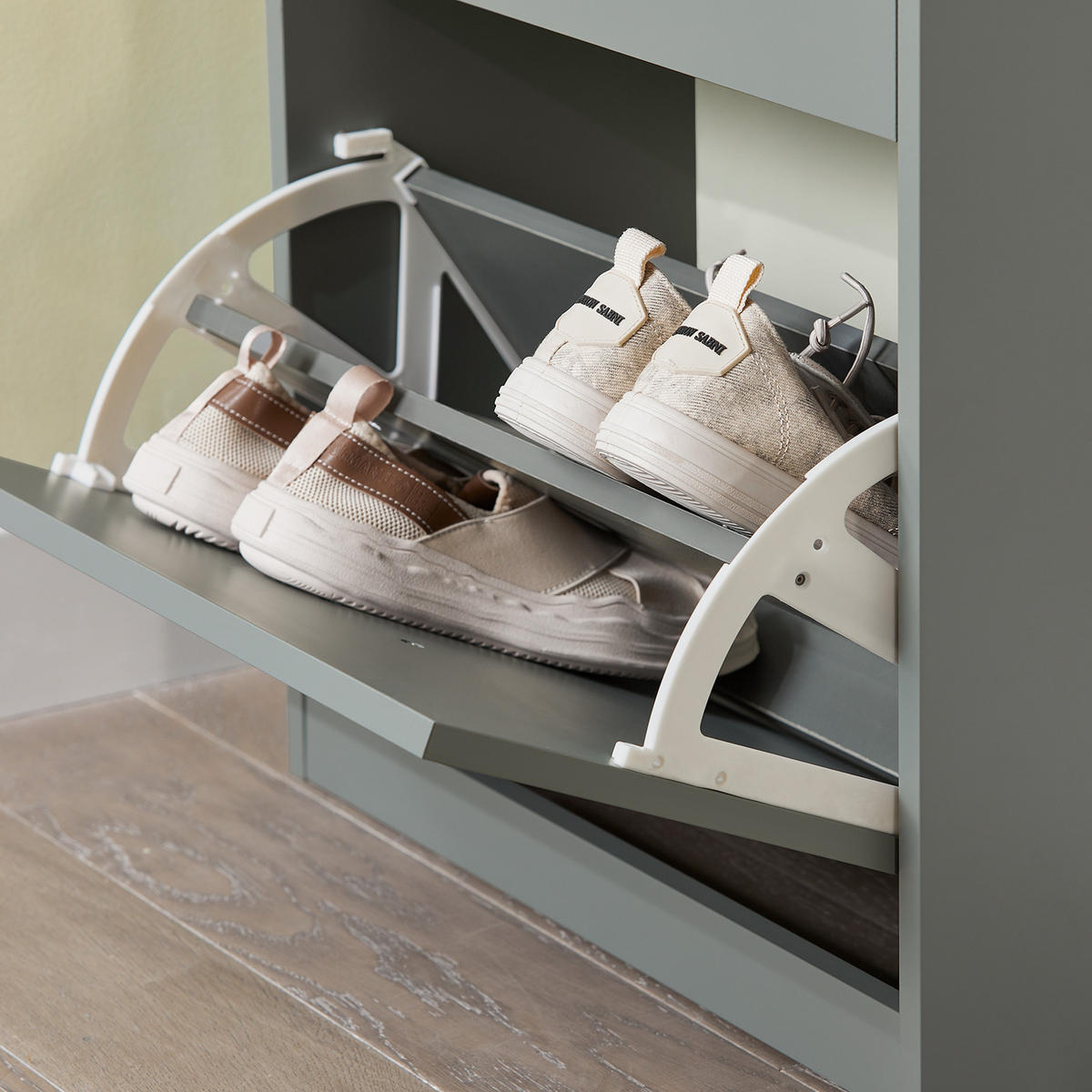 SCHUHSCHRANK Grau - Grau, Holzwerkstoff (53/117/24cm) - SoBuy