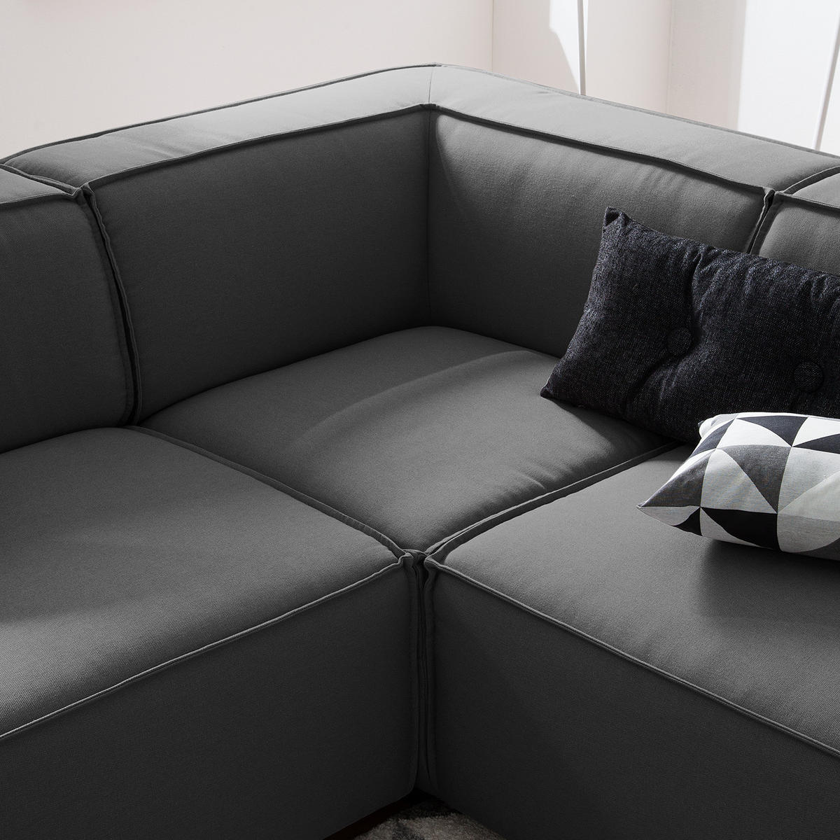 WOHNLANDSCHAFT mit Longchair & Ottomane - Anthrazit/Schwarz, Kunststoff/Textil (369/70/234cm) - home24