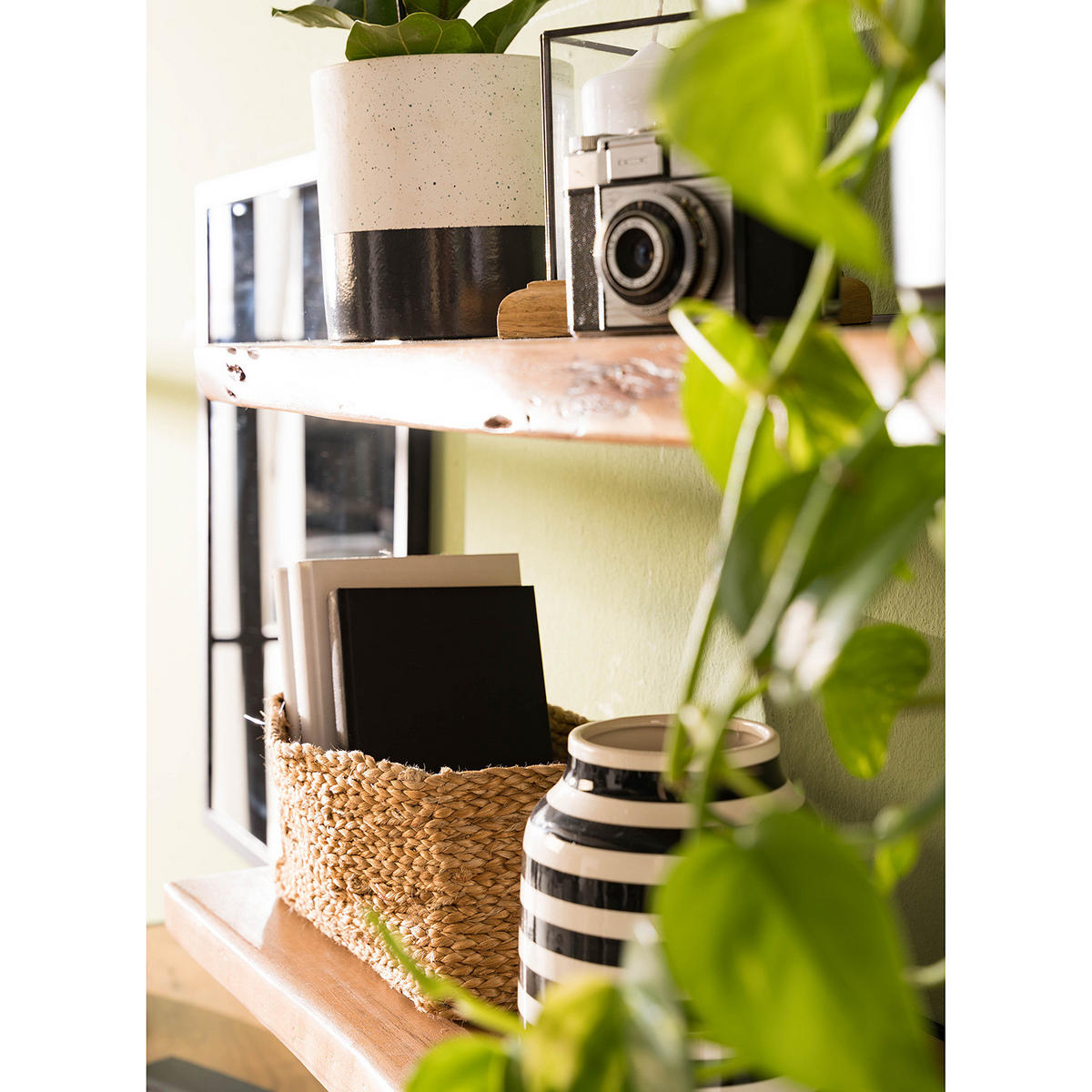 WANDBOARD - Akazie massiv - Akaziefarben, Holz (60/3.5/26cm) - home24