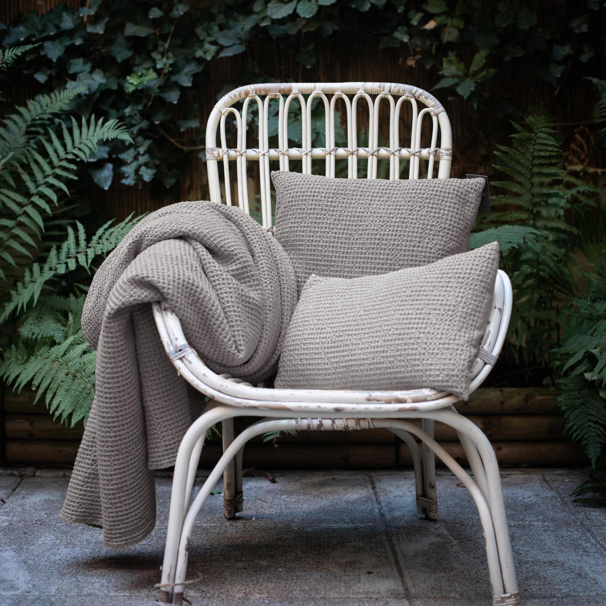 KISSEN Maia gewittergrau 45 x 45 cm - Graubraun, Textil (45/45cm) - Vivaraise