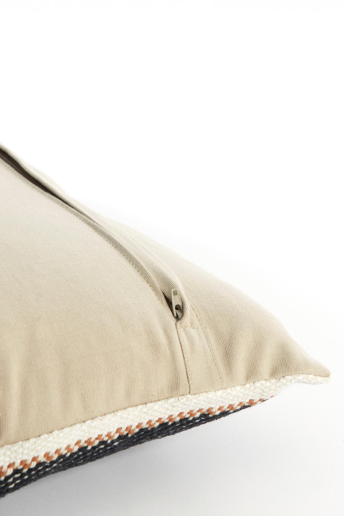 DEKOKISSEN Loura Weiß 45/45/10 cm - Weiß, Textil (45/45cm) - Light & Living