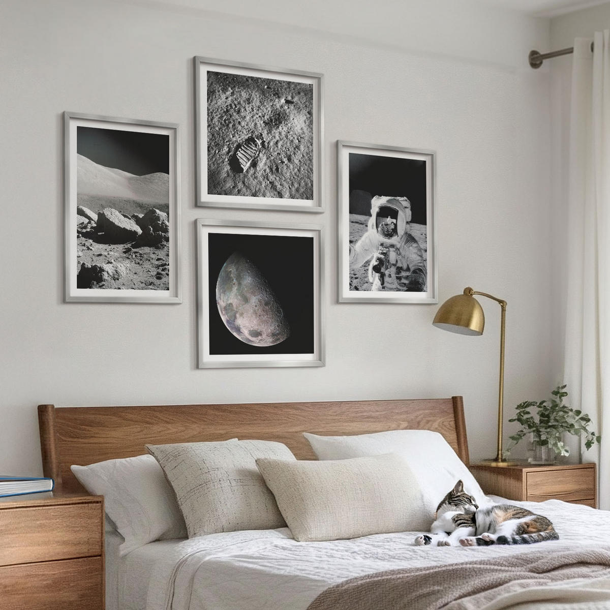 BILDER SET 4er Set - 50x50 cm & 40x60 cm Silberner Rahmen - Fußabdruck eines Astronauten auf dem Mond - Silberfarben, Kunststoff (50/50cm) - TULUP