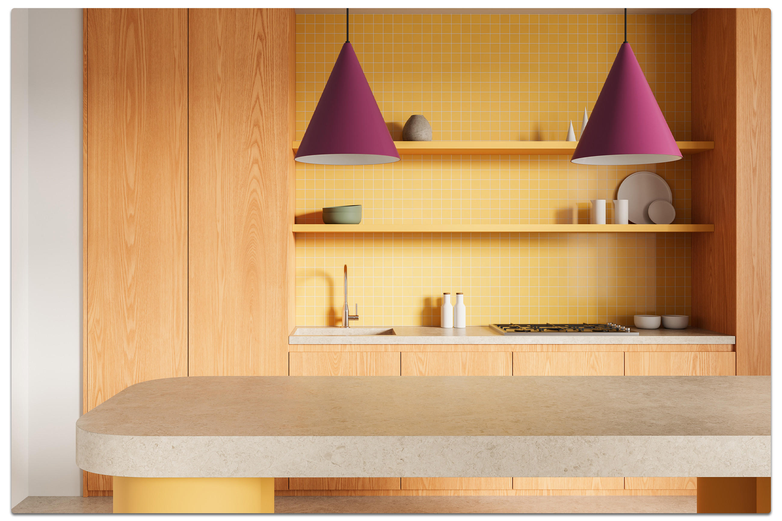 Moderne Küche mit gelber Fliesenrückwand, Holzschränken, beiger Arbeitsplatte und violetten Pendelleuchten – stilvolle Einrichtung mit offenen Regalen und dekorativem Geschirr.