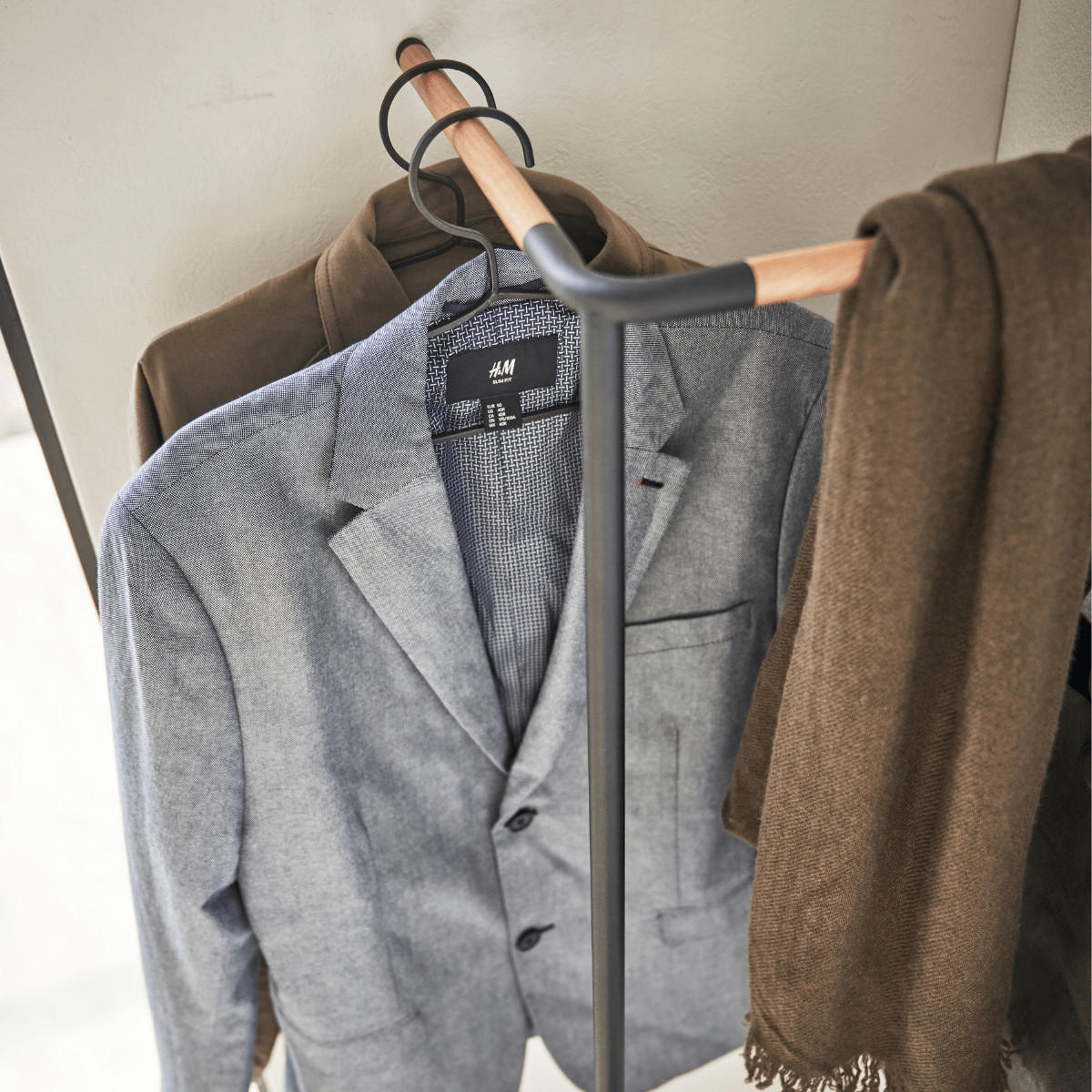 KLEIDERSTÄNDER - tower 48,5/31,5/160 cm - Schwarz, Metall (31.5/160/48.5cm) - Yamazaki