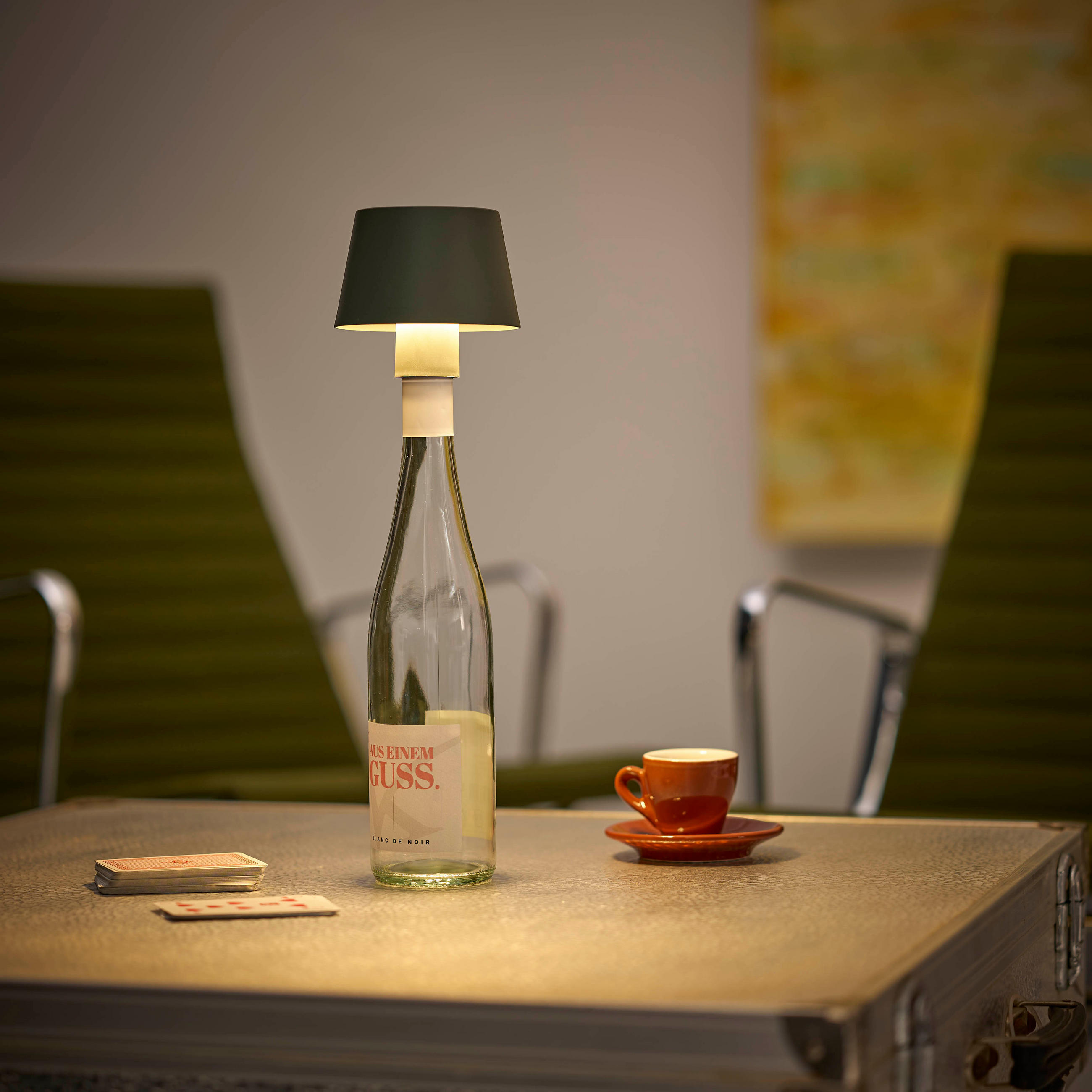 LED-AKKU-TISCHLAMPE - dimmbar mit Touchsensor und Flaschenaufsatz für Innen und Außen, olivegrün - Grün, Metall (11/11/12.5cm) - Northpoint