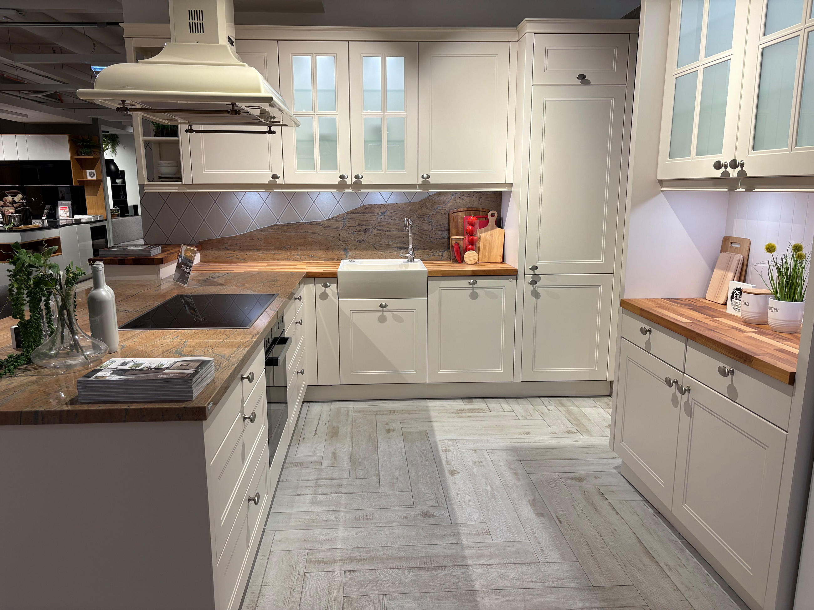 EinbauKüche DieterKnoll Landhaus - Dieter Knoll