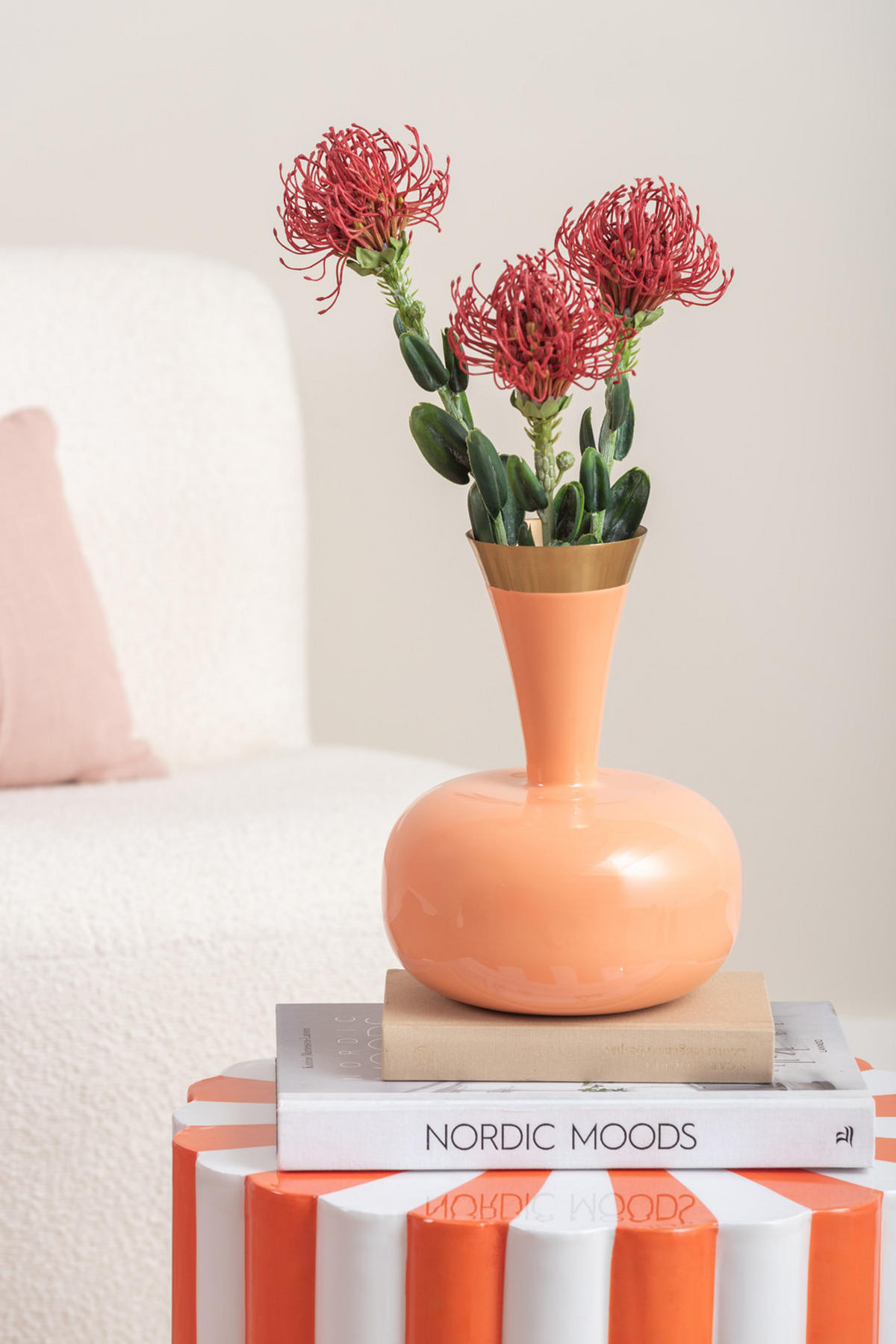 VASE Yara 17/17/24 cm - Orange, Metall (24cm) - Present Time
