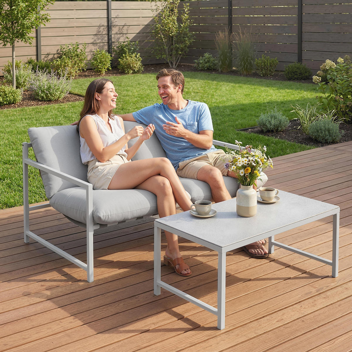 GARTENLOUNGE DE-13531 2-teilig, mit Tisch & 20 cm Kissen Hellgrau - Hellgrau, Metall - ComfortXL