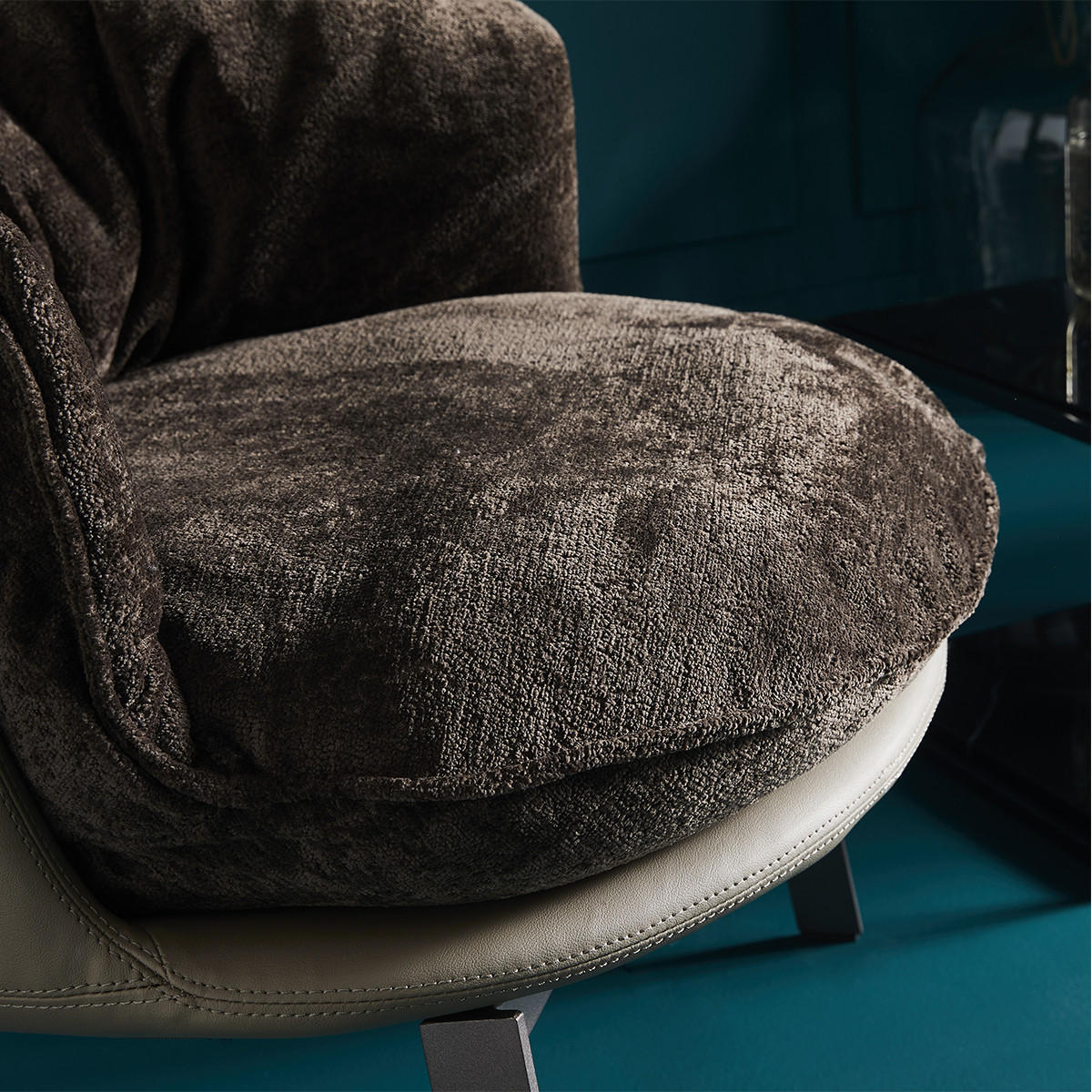 BOB Sessel - Kissen aus Chenille-Stoff - Braun, Textil (83/63/83cm) - Signature