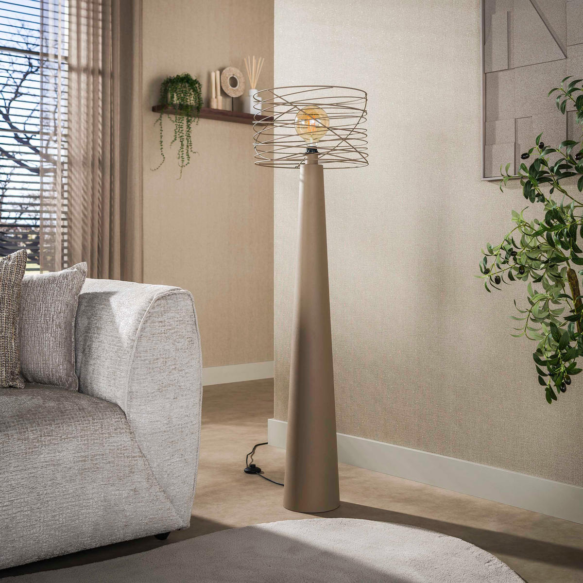 STEHLEUCHTE Curl Beige 40/40/145 cm - Beige, Metall (40/40/145cm) - Hoyz Collection