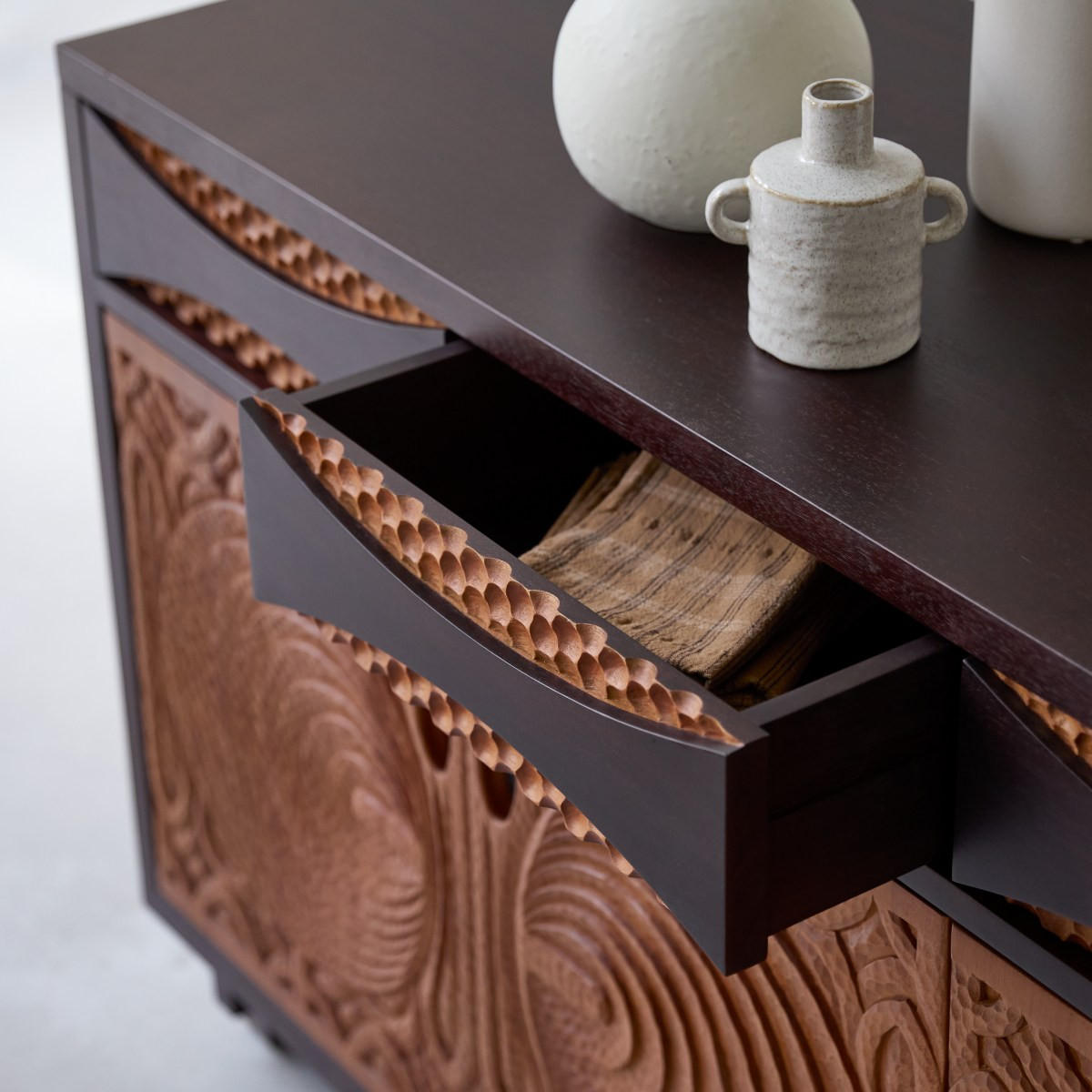 SIDEBOARD Frida Braun aus Mahagoni - Braun, Holz (180/80/52cm) - Tikamoon