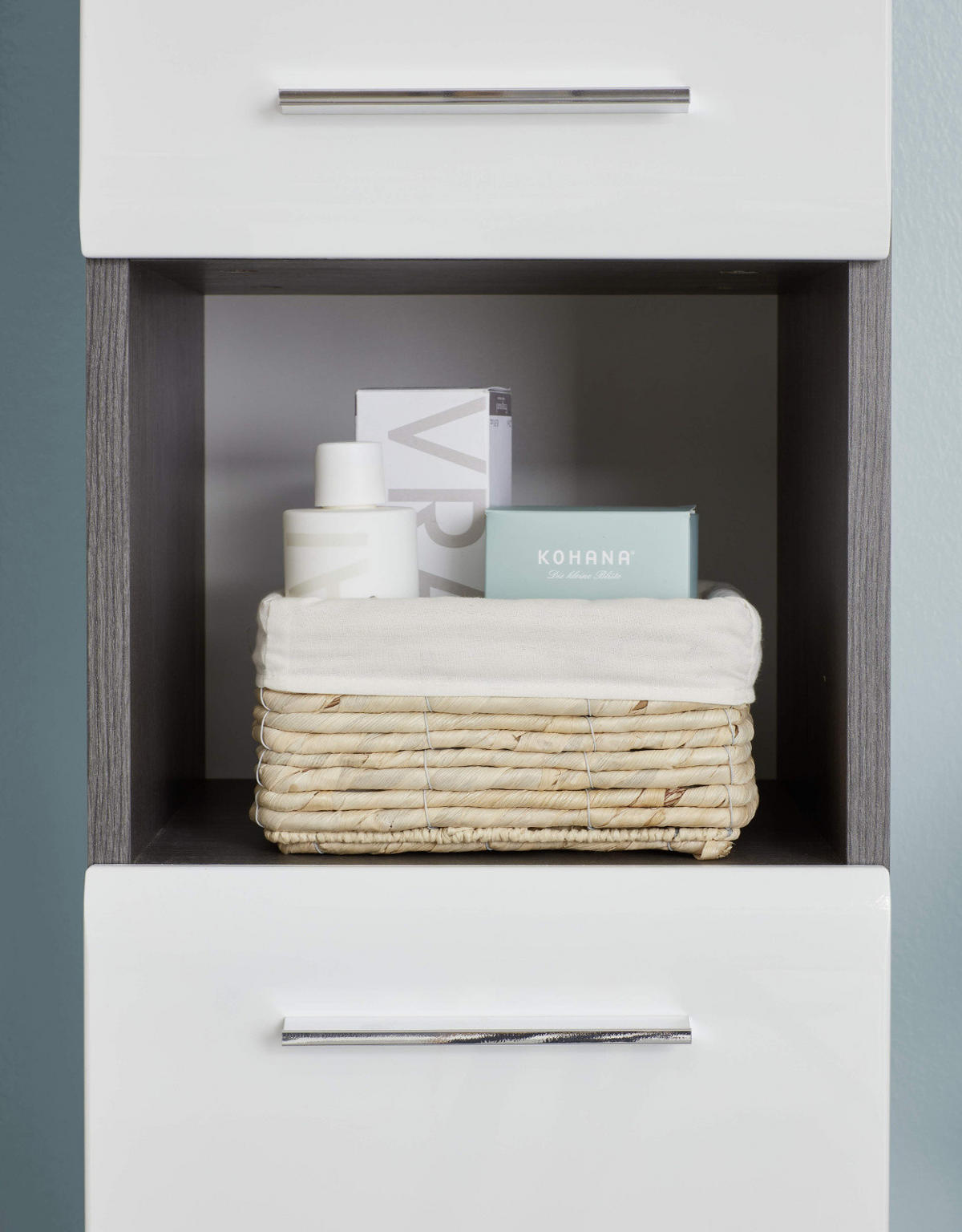 HOCHSCHRANK weiß Hochglanz, grau Rauchsilber 30 cm, Badschrank wechselbarer Türanschlag - Weiß Hochglanz/Silberfarben, Holzwerkstoff/Kunststoff (30/182/31cm) - Top.Furn