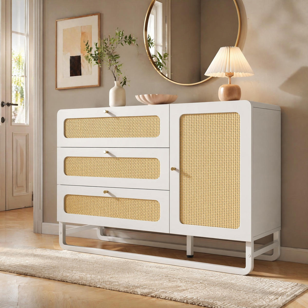 KOMMODE in Weiß Rattan-Sideboard mit Schubladen und Goldgriffen für Wohnzimmer, B120/T40/H85 cm - Weiß/Naturfarben, Holzwerkstoff/Metall (120/85/40cm) - STILVORA