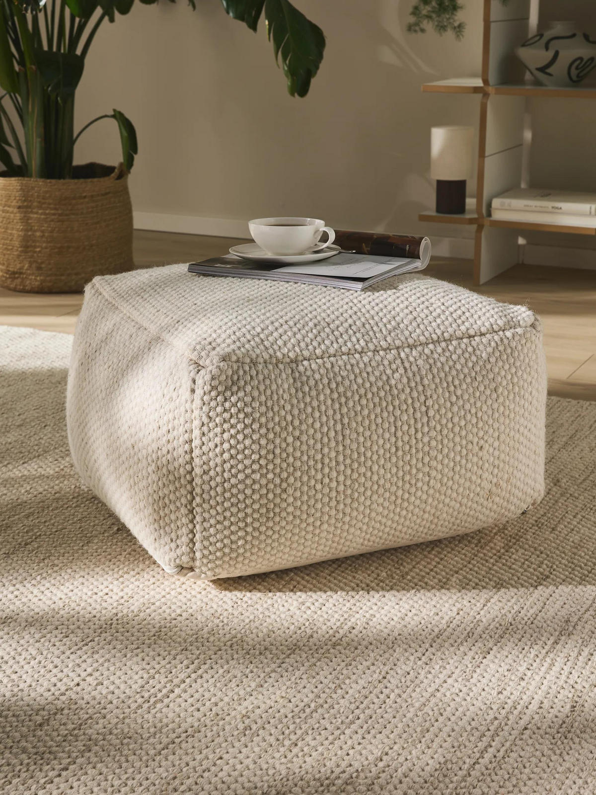 WOLL-POUF handgefertigt Rocco Weiß 55x55x30 cm - Weiß, Textil (55/30/55cm) - benuta Pure