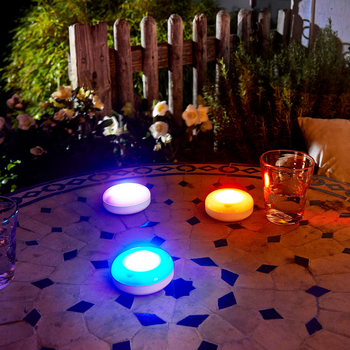 LED-SPOT mit Fernbedienung, Farbwechsel & Timer für Innen/Außen - 3er-Set - Weiß, Kunststoff (8/8/4.5cm) - Northpoint