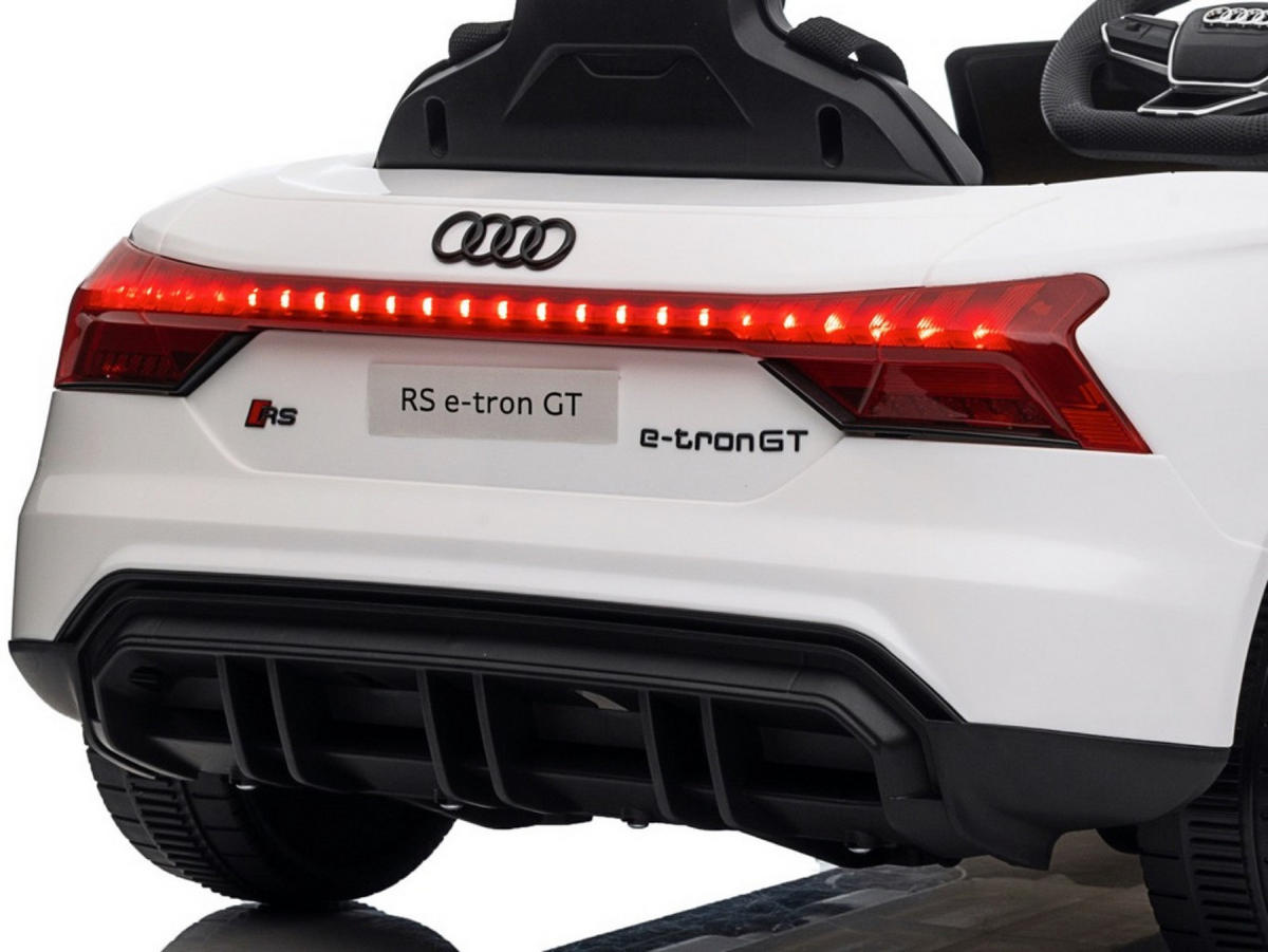 KINDER ELEKTROAUTO Audi RS e-tron GT Weiß - Weiß, Kunststoff (103/58/41cm) - TPFLiving