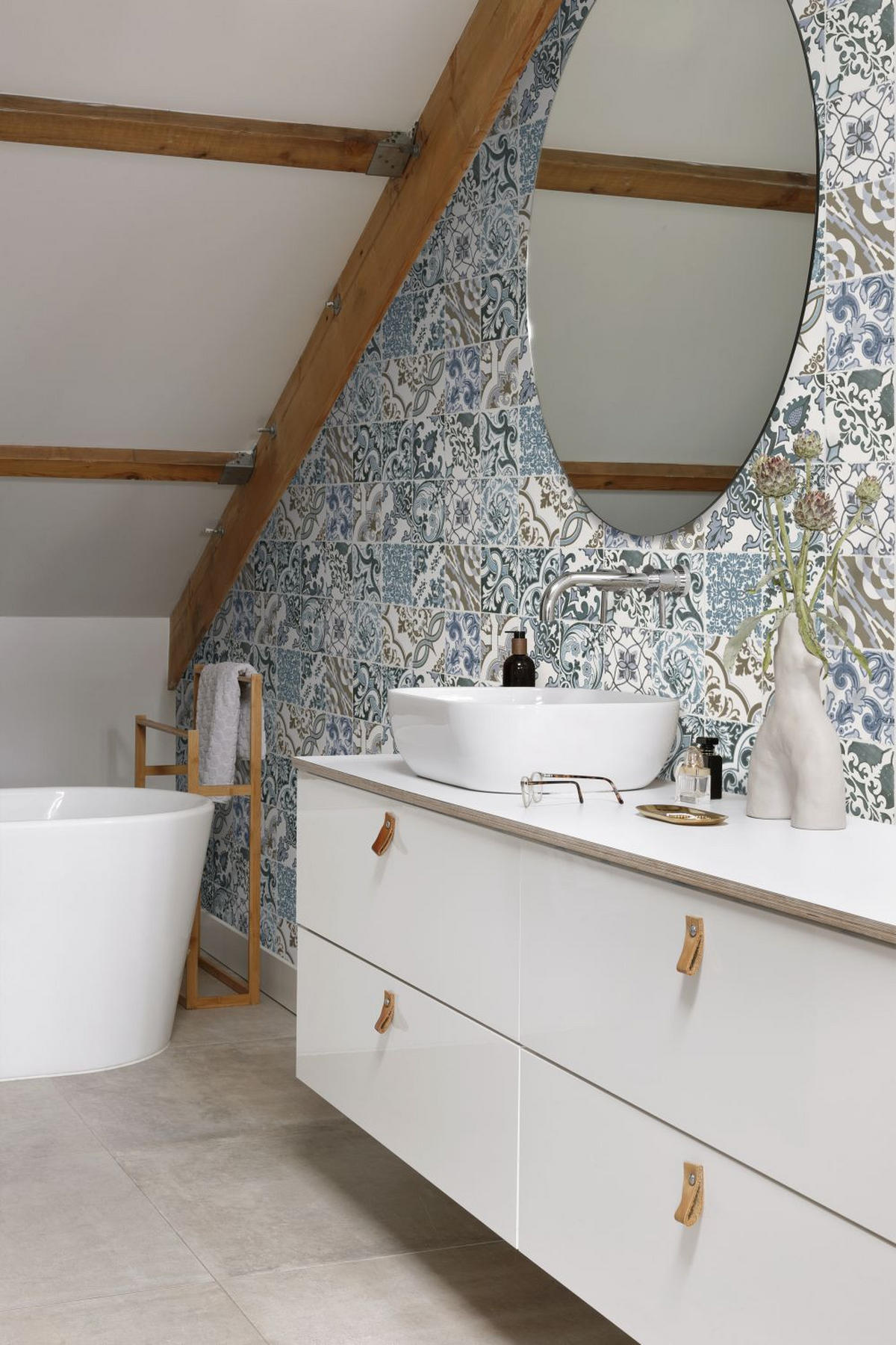 TAPETE Fliesenmuster 50 x 900 cm - Blau, Papier (50/900cm) - ESTAhome