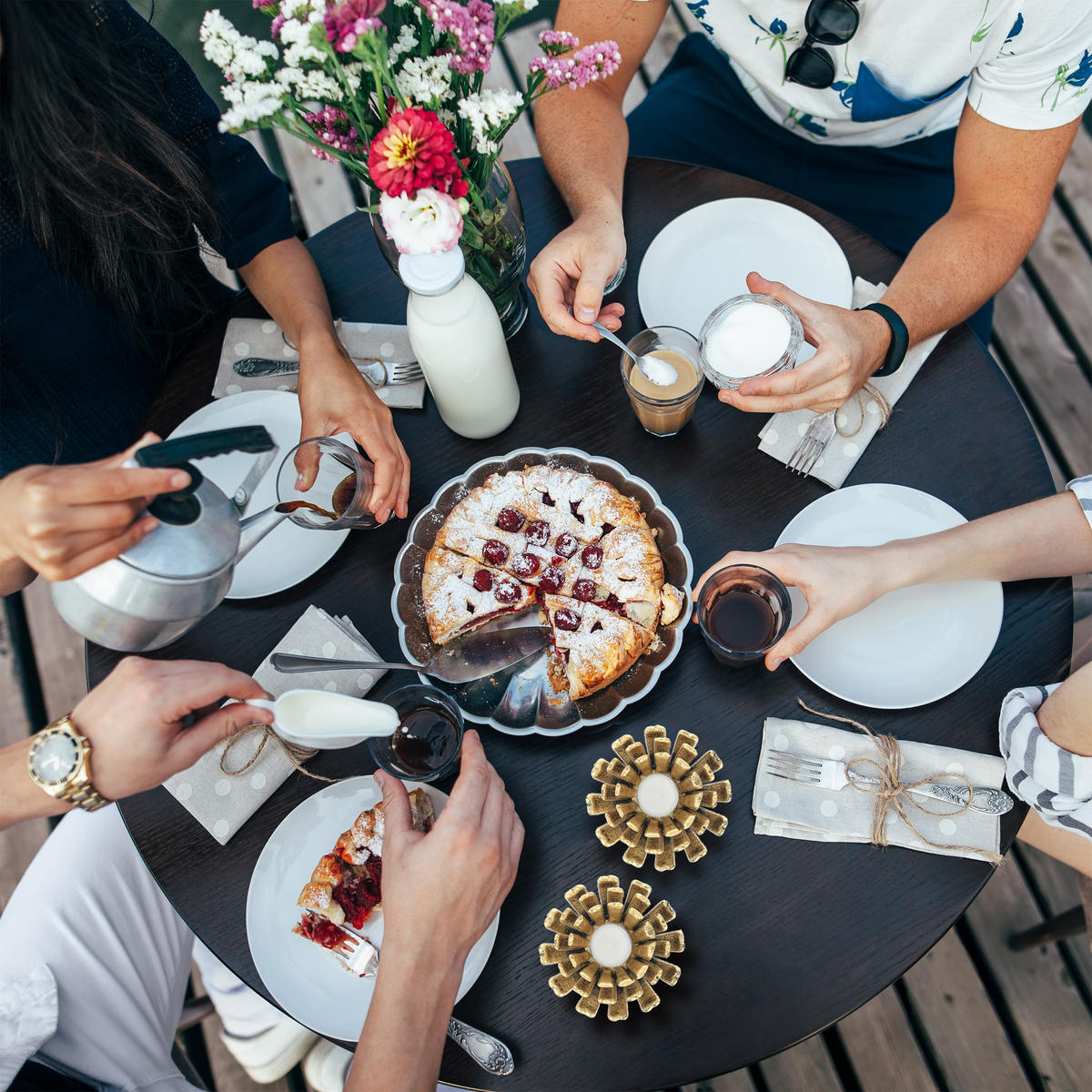 2xTEELICHTHALTER - Goldfarben, Metall (6cm) - Relaxdays