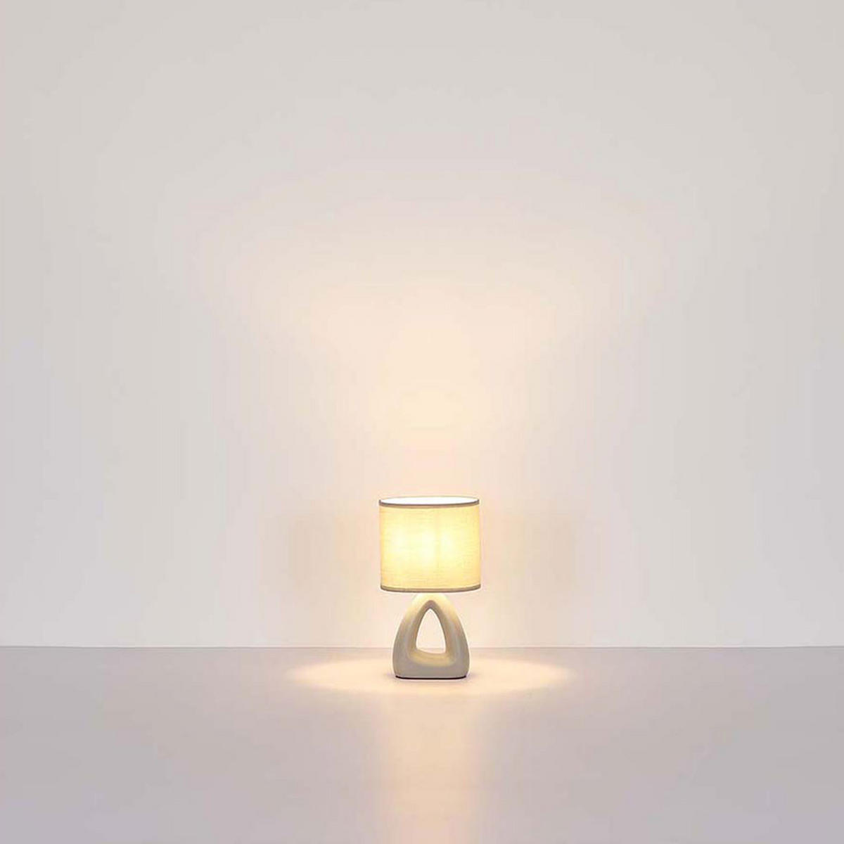 TISCHLEUCHTE Keramik Weiß TRIANGLE - Weiß, Textil (17/10/30cm) - Globo Lighting