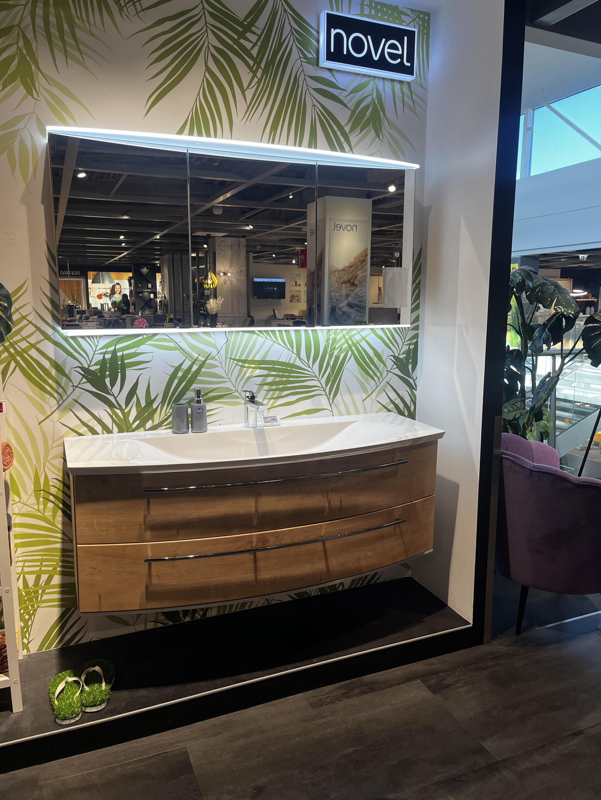 KOPALNICA B.BRIGHT - Novel