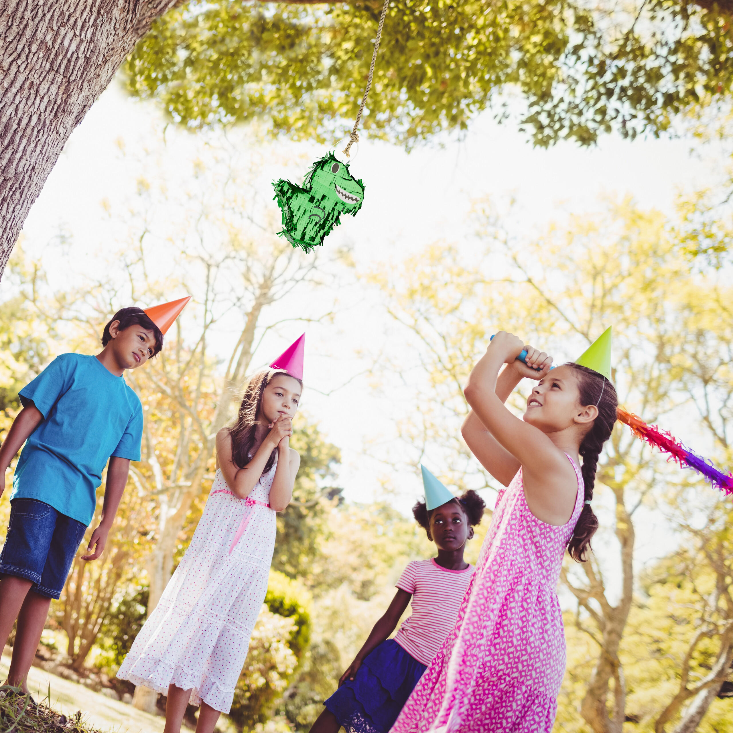 PINATA - Grün, Papier/Wellpappe (20/30/5cm) - Relaxdays