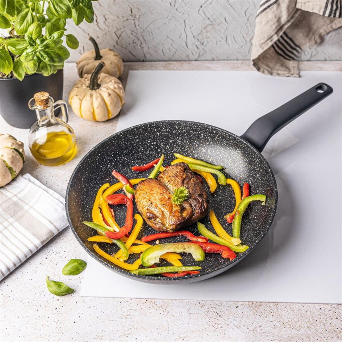 BRATPFANNE mit Marmorbeschichtung 28cm KB7665 - Schwarz, Metall (28cm) - Klausberg 