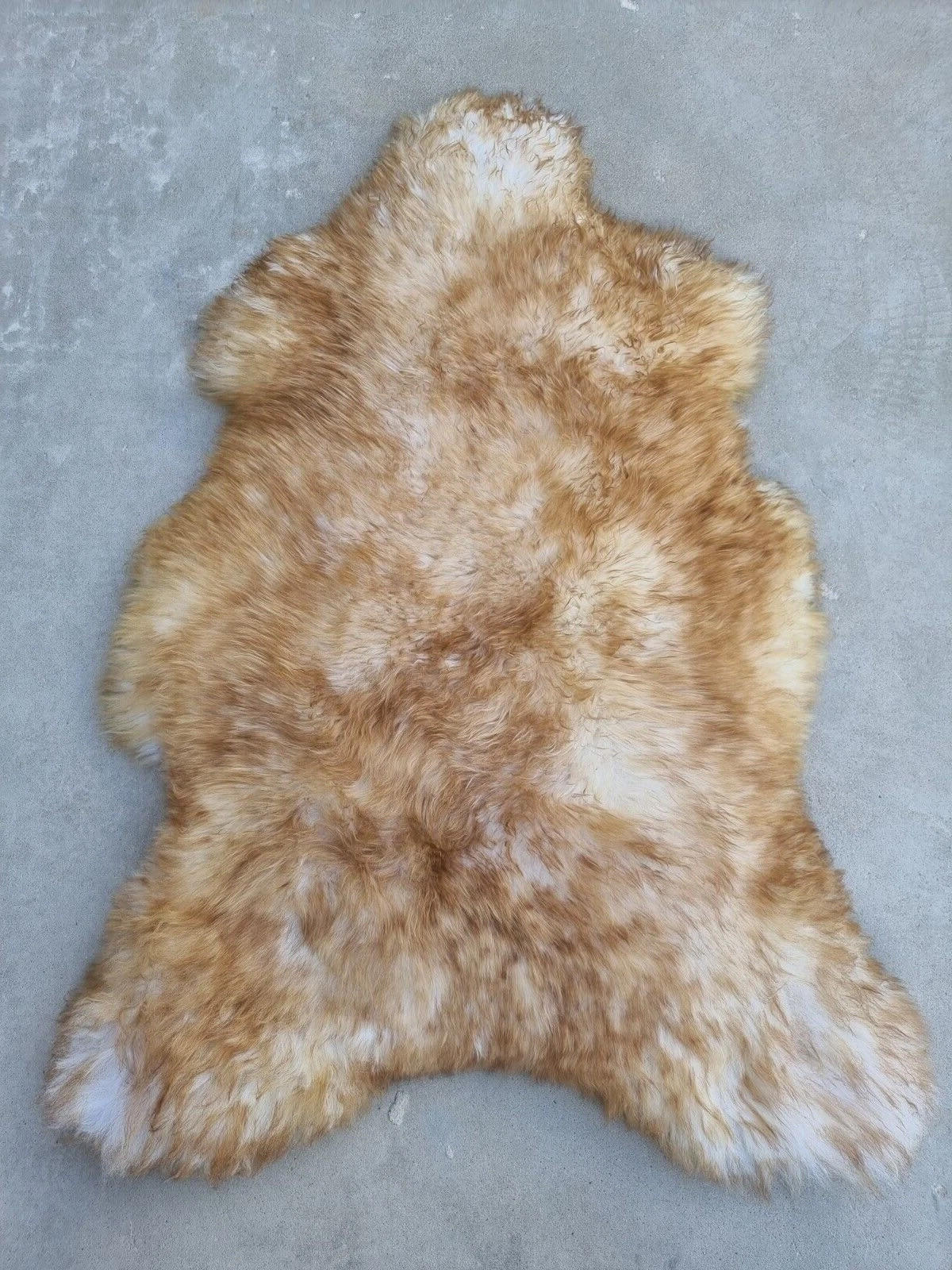 SCHAFFELL Premium Lammfell Natur ungeschoren weiche Wolle Braun Geflammt ca. 115 cm - Braun/Weiß, Fell (65/115cm) - Provellus