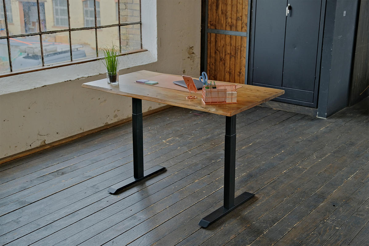 SCHREIBTISCH LORA elektrisch höhenverstellbar Holz Akazie - Schwarz/Naturfarben, Holz (180/90/72cm) - KAWOLA