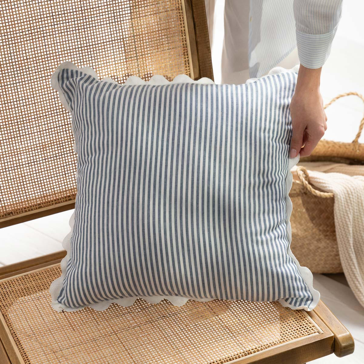 KOPFKISSENBEZUG Baroso 45/45 cm - Blau, Textil (45/45cm) - Homla