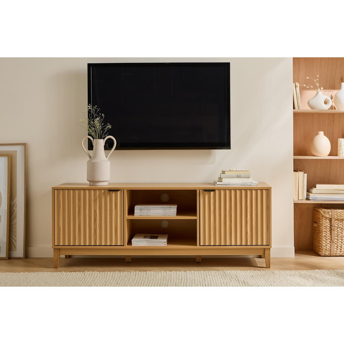 TV-MÖBEL mit 2 offenen Fächern und 2 Türen mit geriffelter Front bologne 40/52/140 cm - Eiche Bianco, Holzwerkstoff (140/52/46cm) - Calicosy