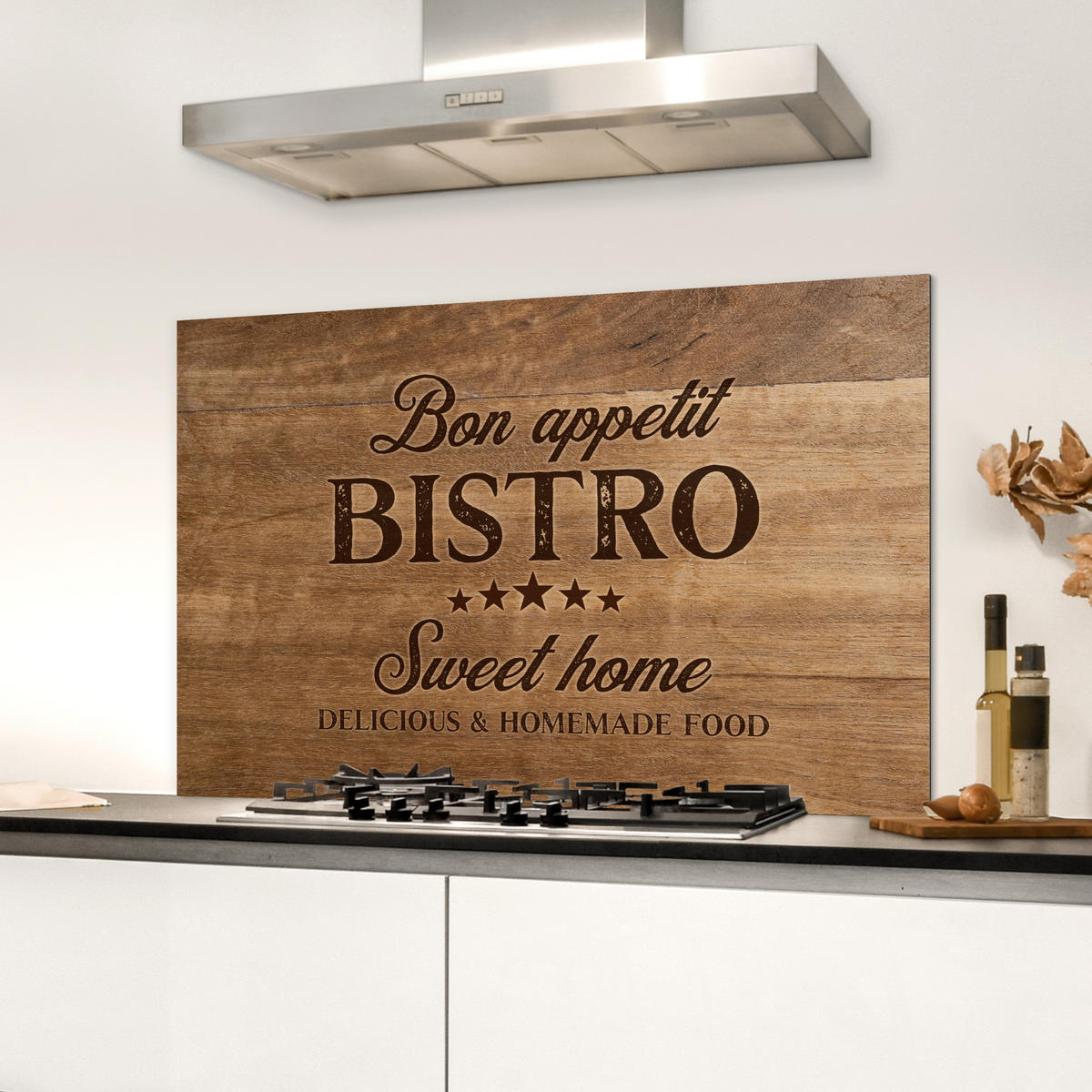 SPRITZSCHUTZ KÜCHE Zitat - Bistro - Guten Appetit - Süßes Zuhause - Holzmaserung 90x60 cm - Braun, Metall (90/0.3/60cm) - MuchoWow