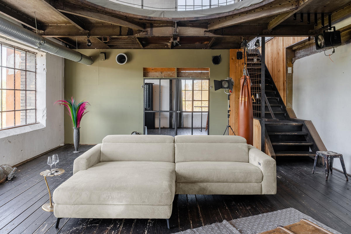 ECKSOFA LAISKA Cremeweiß Cord Relaxfunktion - Creme/Schwarz, Textil/Metall (282/177cm) - KAWOLA